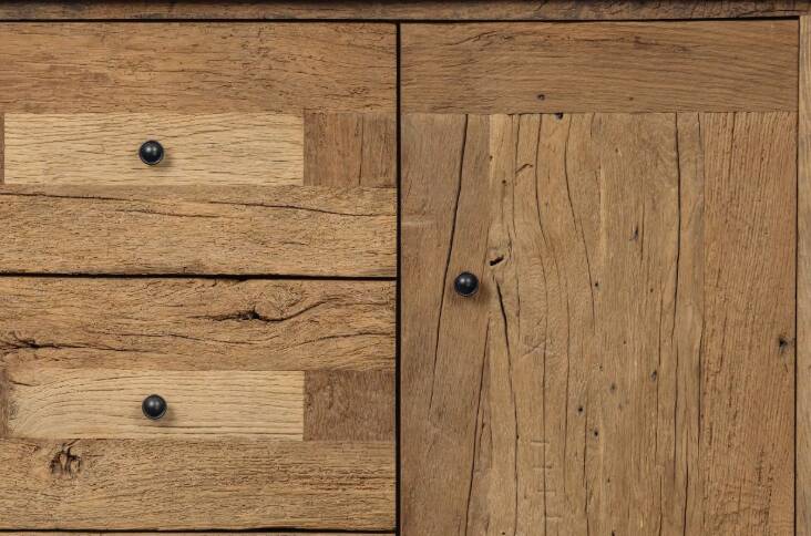 Chest of drawers made from solid 19th-century oak, handcrafted from reclaim