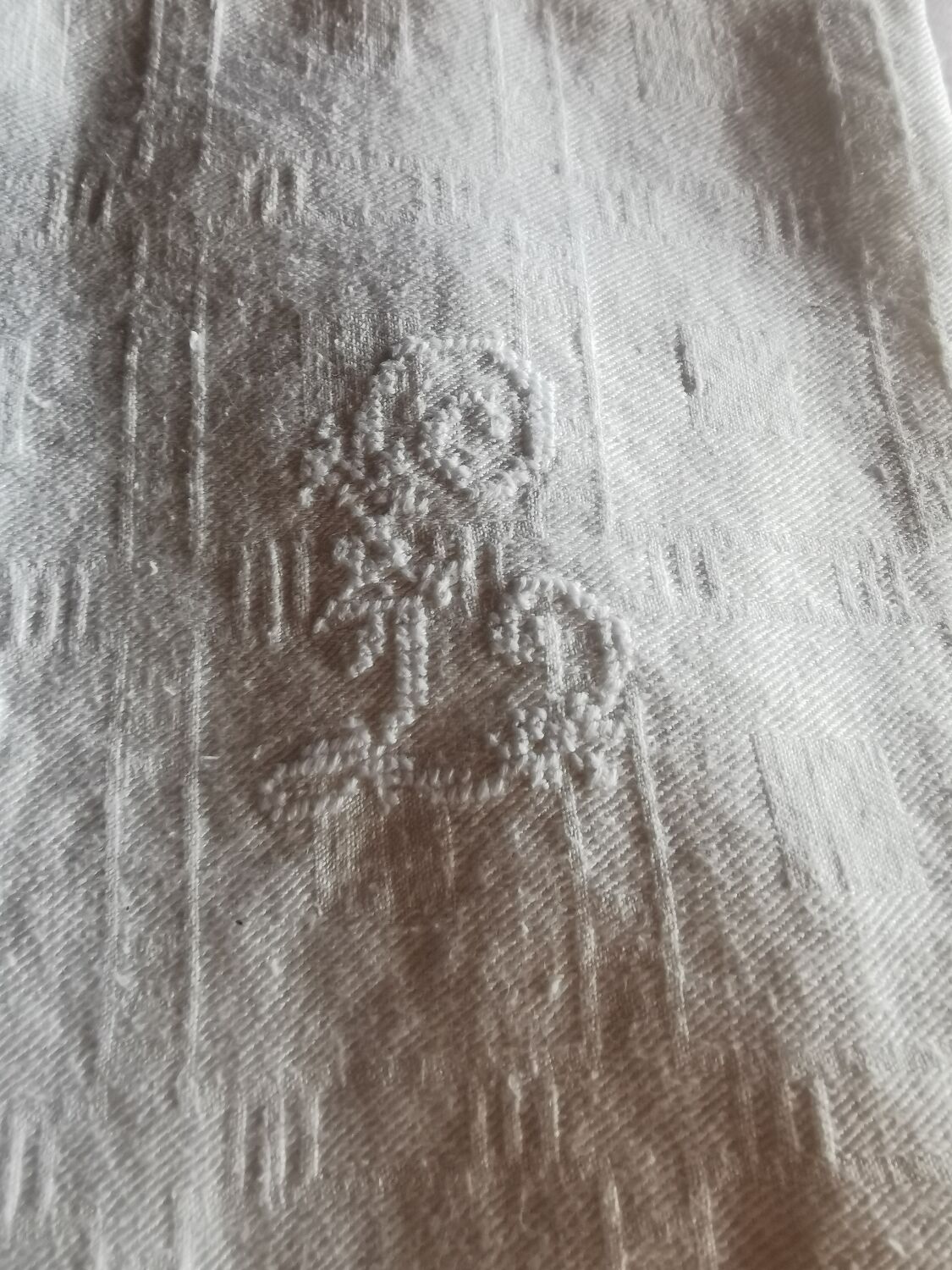 11 damask linen napkins monogrammed LL