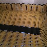 Plateau forme panier en scoubidou et fer forge