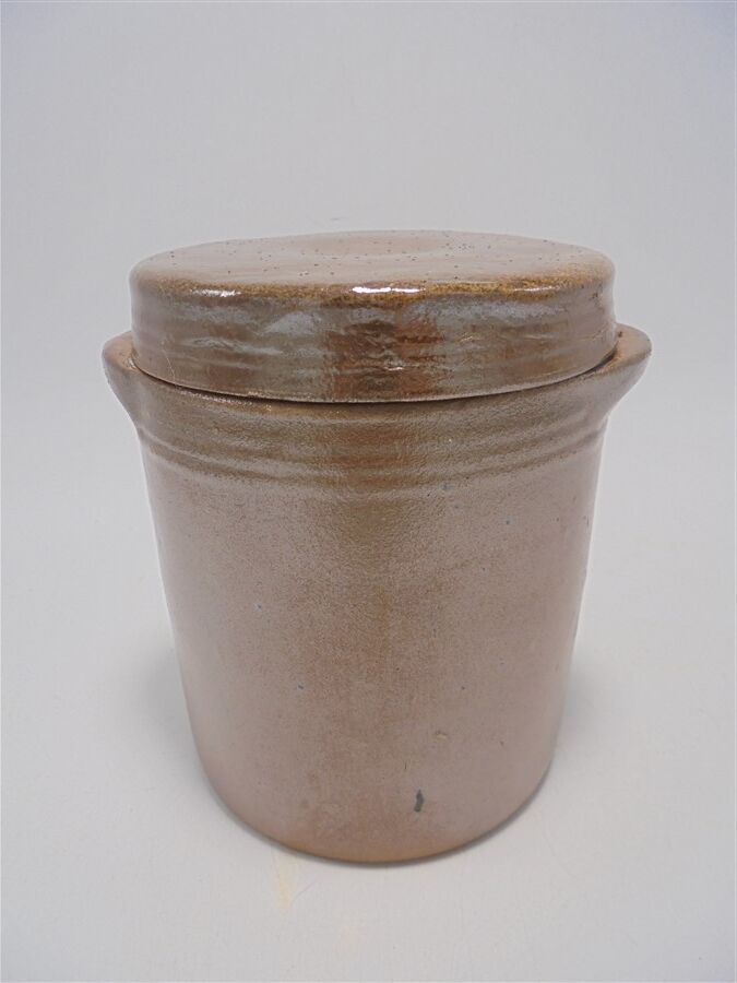 Sandstone pot