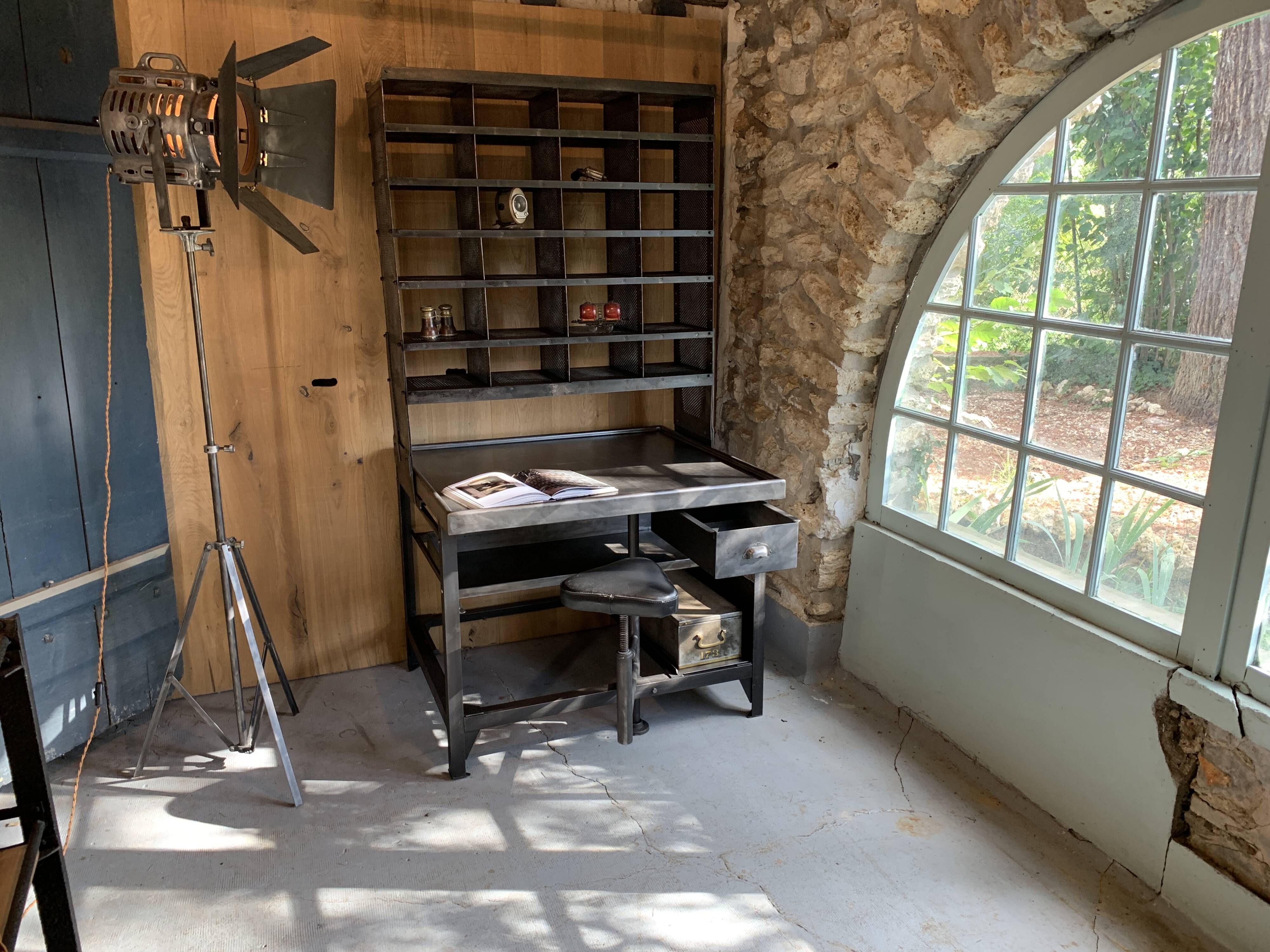 Steel postal sorting with stripped stool - patinated graphite 1950