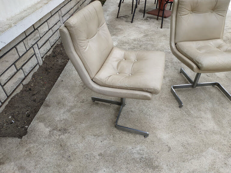 3 armchairs Raphael Raffel