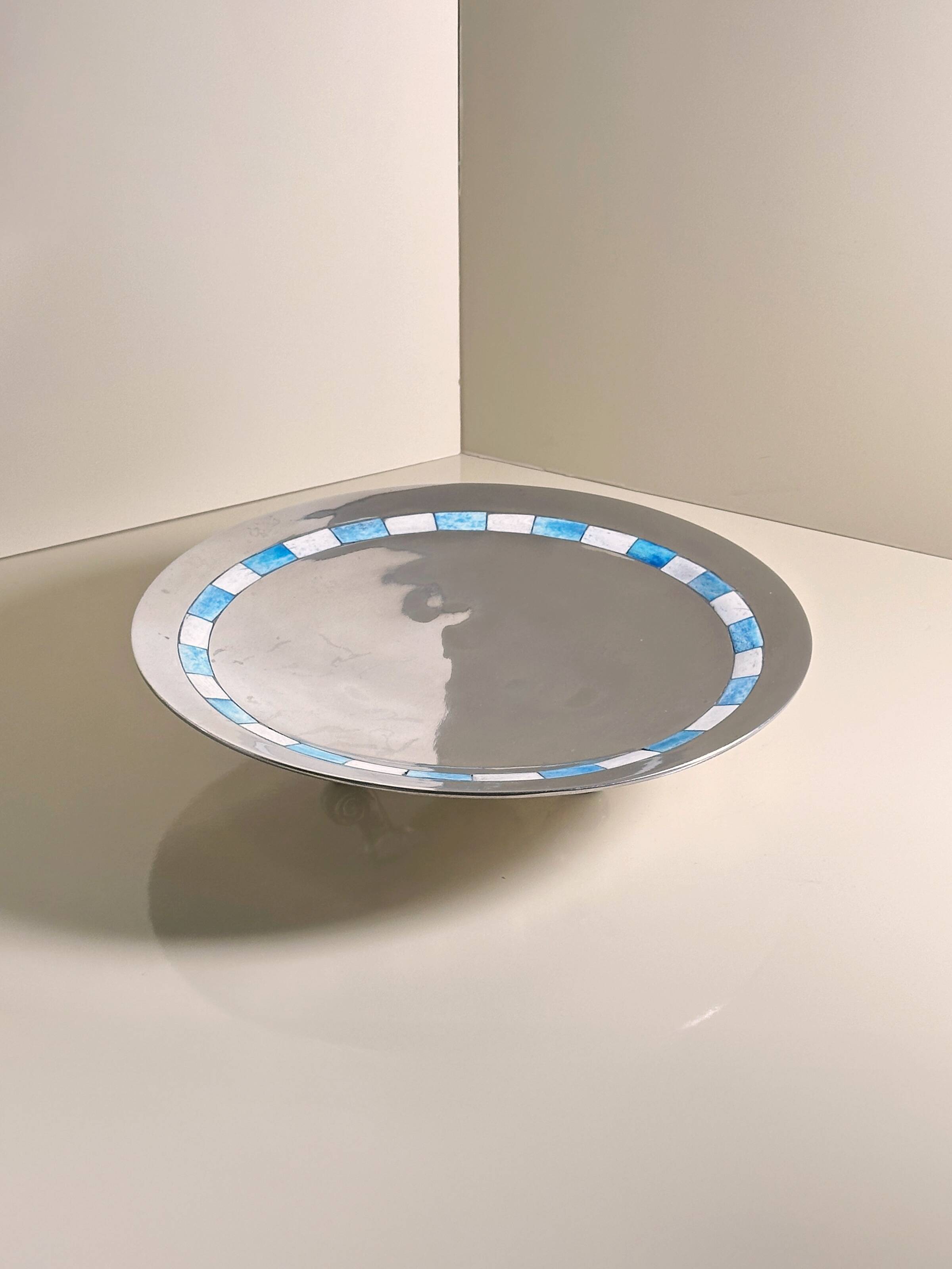 Indonesian footed bowl Mid Cenury 1950s