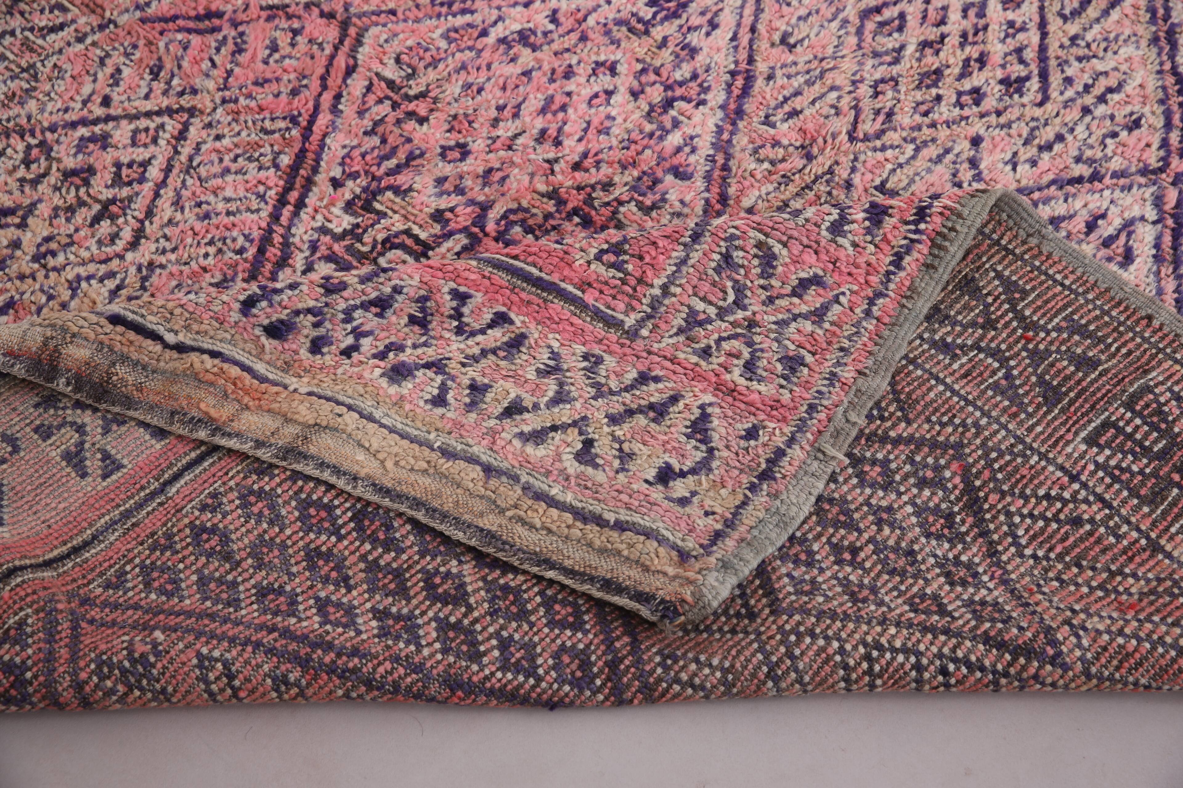 Pink Vintage Beni mguild Rug 185 x 348 cm - Berber Wool Rug - Moroccan Rug