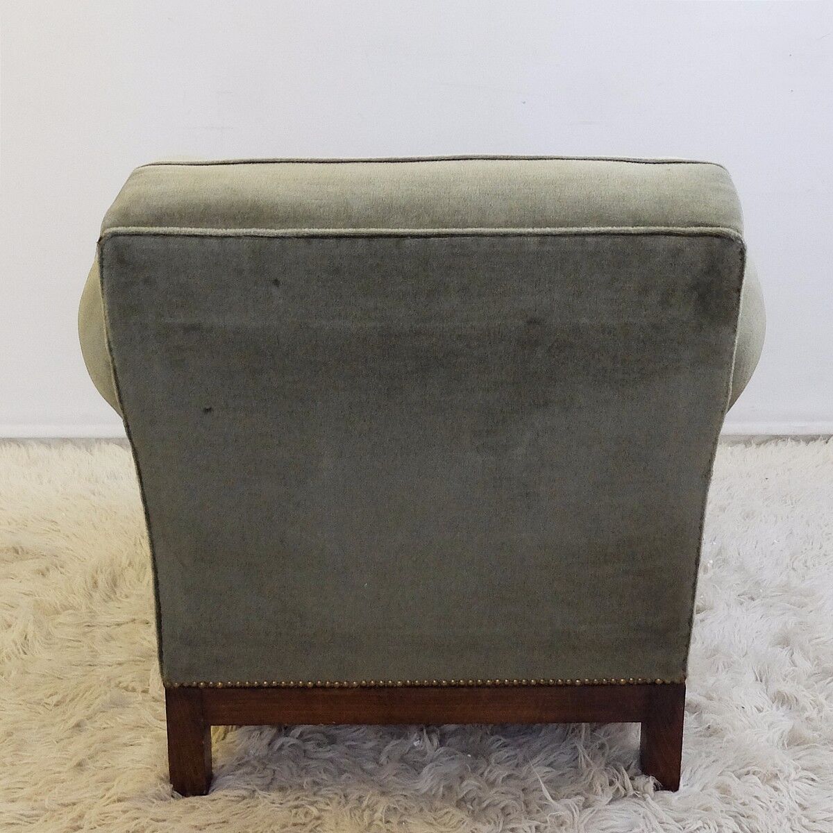 Fauteuil en velours vert  "Maison Franck"-