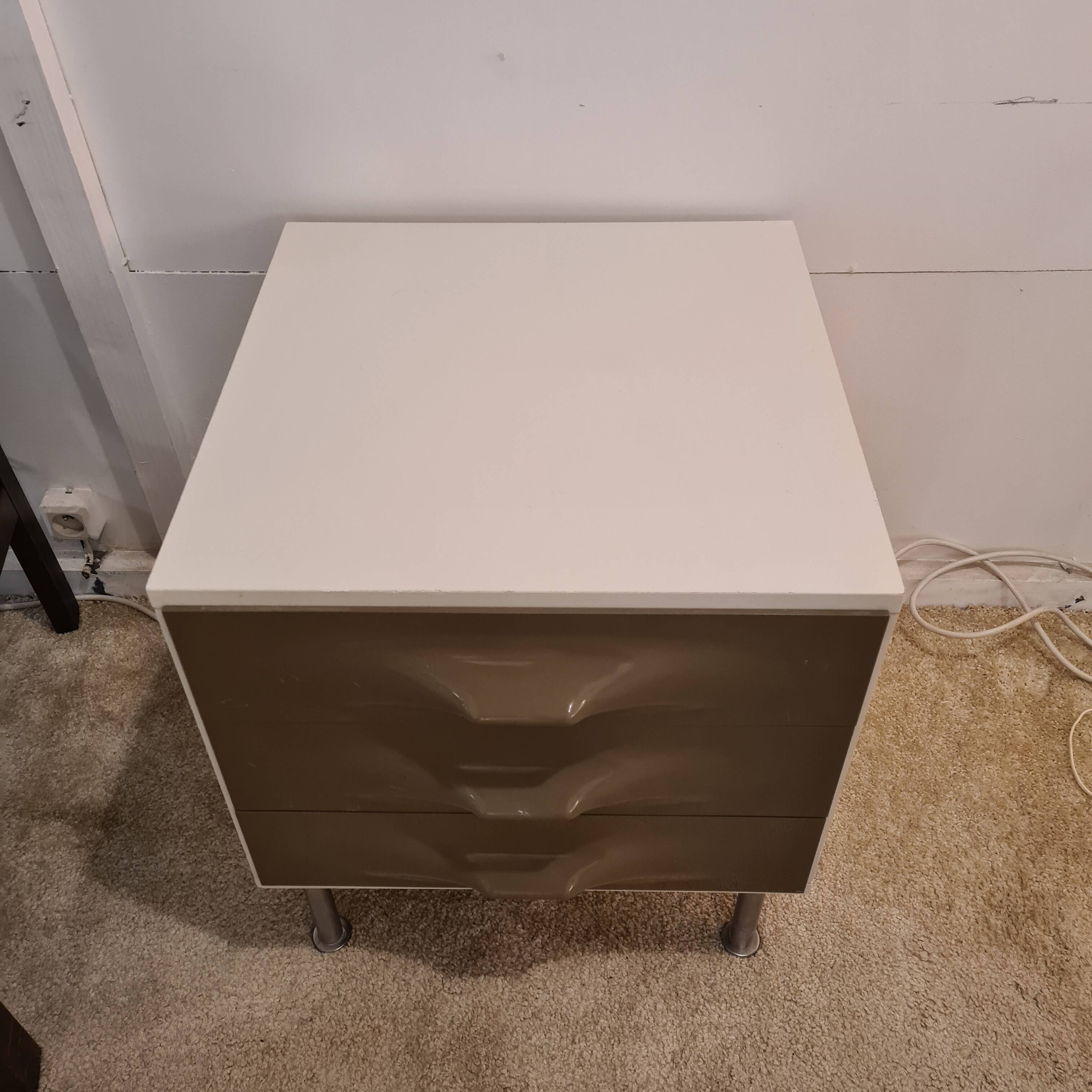 Commode "DF-2000 " Raymond Loewy édition Doubinsky F