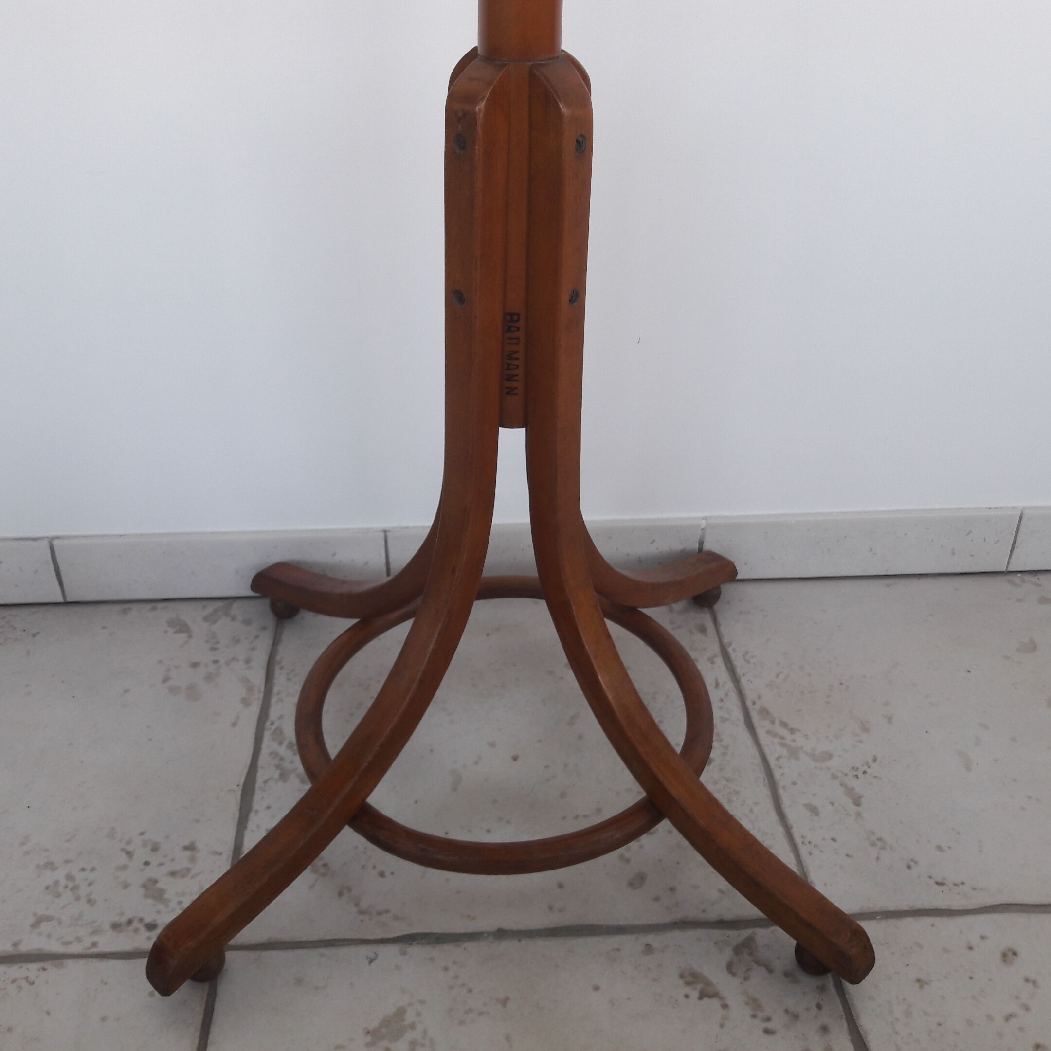 Coatrack Baumann