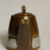 Theiere and milk jar thereof