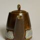 Theiere and milk jar thereof