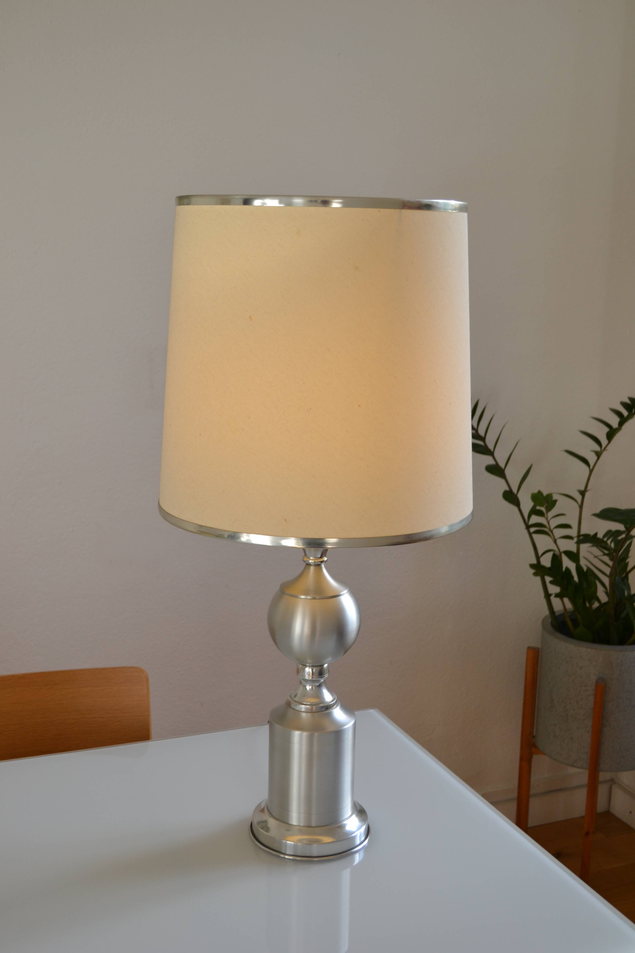 See delmas lamp 70's with fabric and metal lampshade