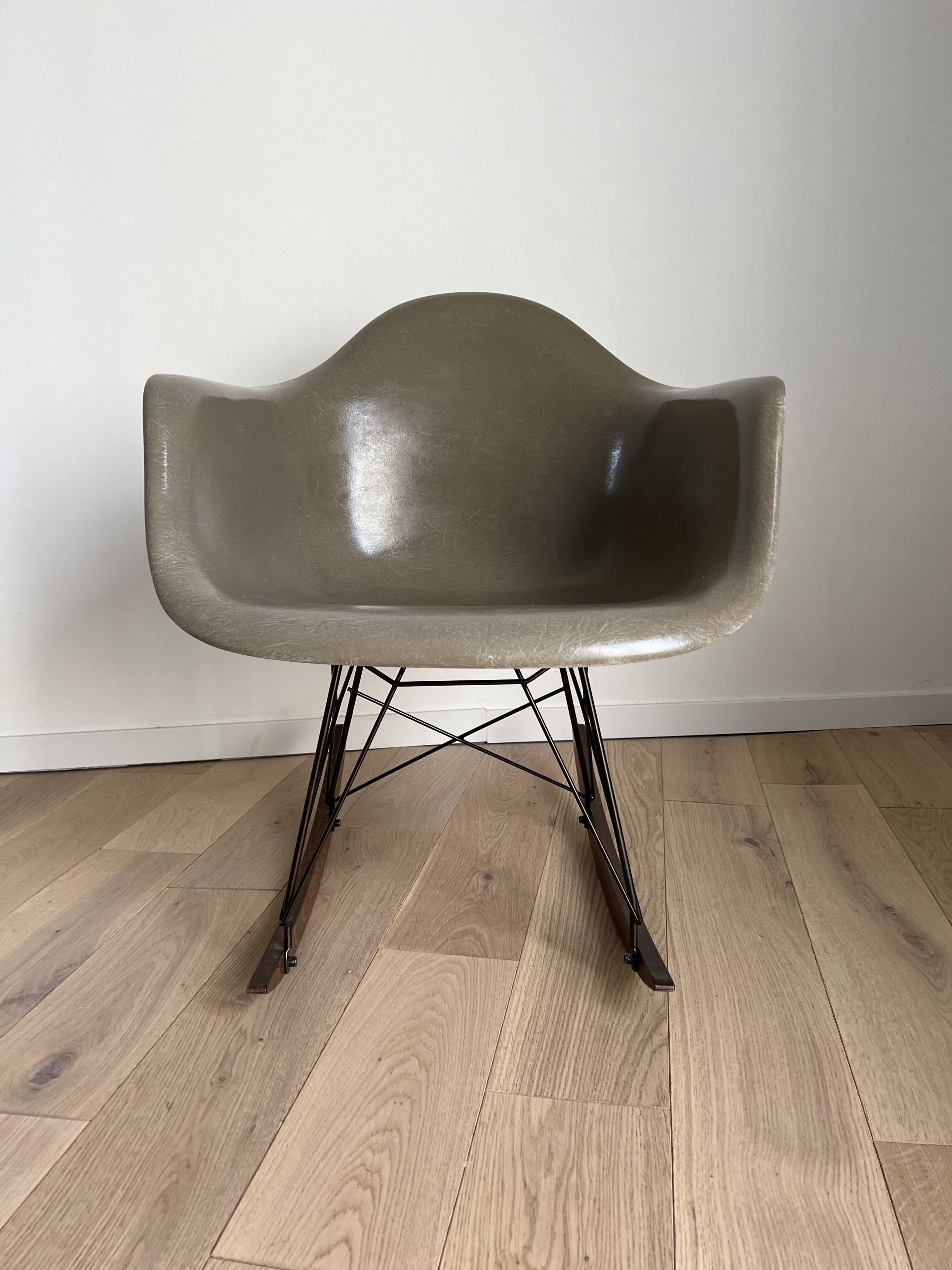 RAR Rocking chair CHARLES ET RAY EAMES Herman Miller US edit 50s design