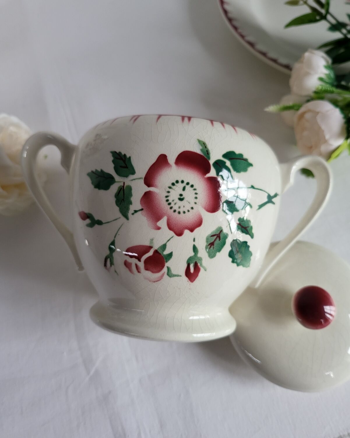 Sarreguemines earthenware sugar bowl, Epernay pattern