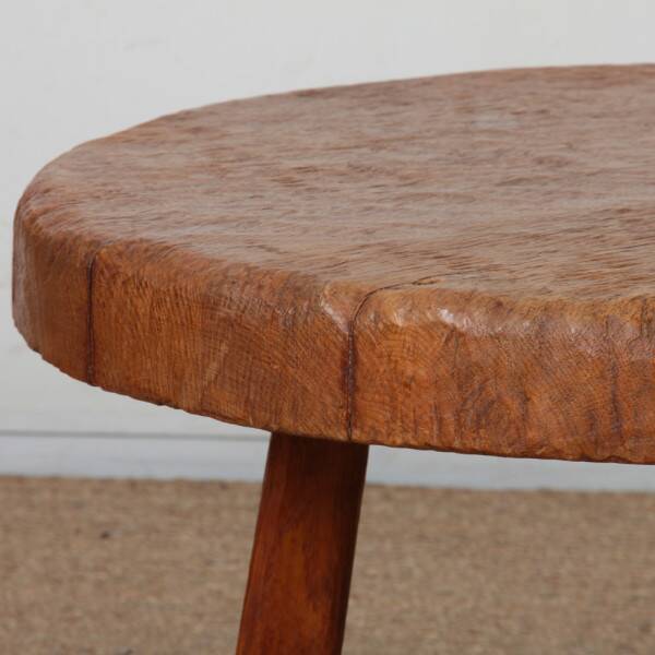 Table basse en chêne dans le goût de Jean Touret, 1950
