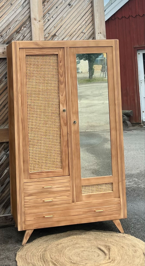 Armoire vintage ancienne bois brut et cannage : penderie + étagères
