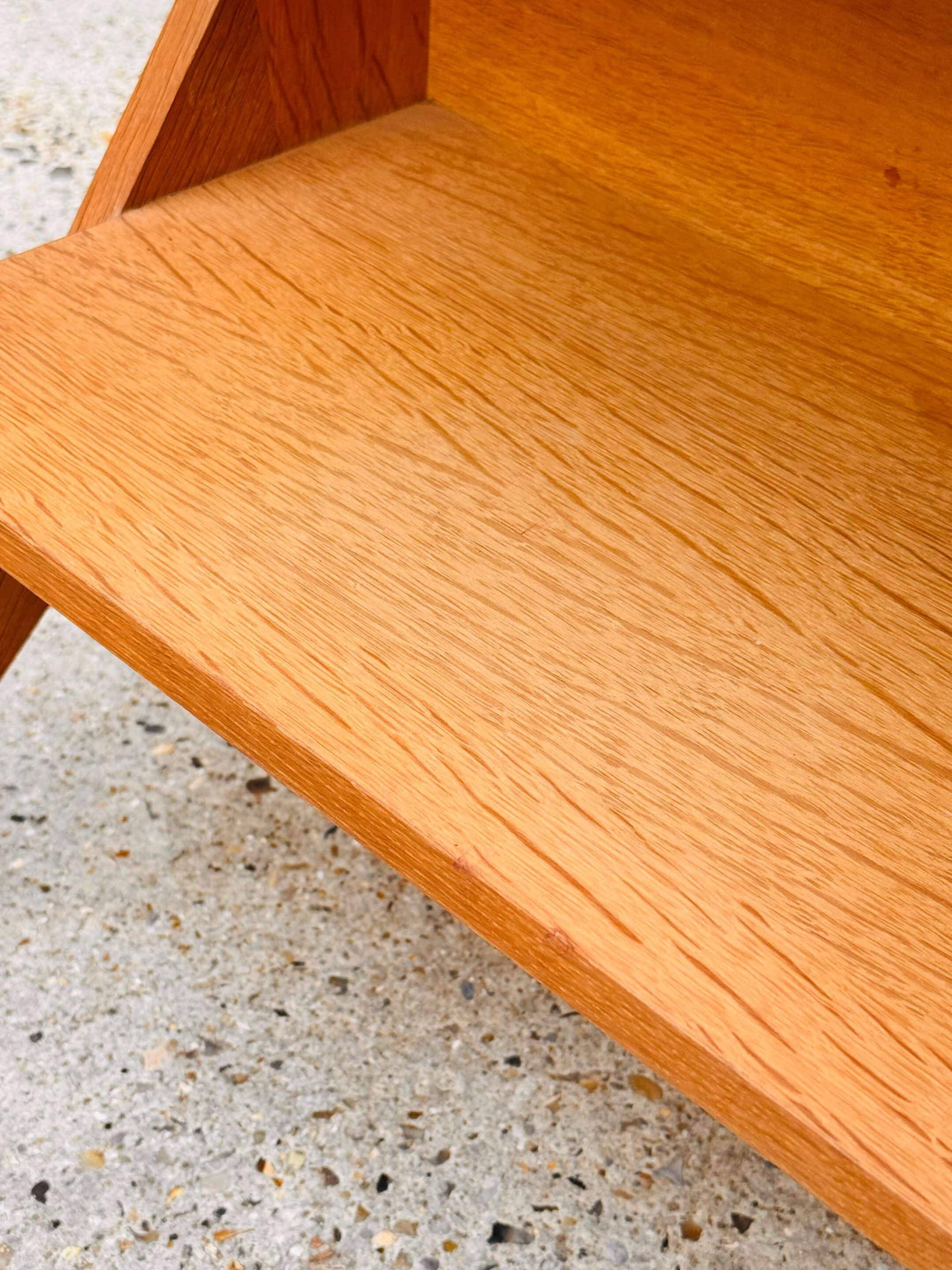 Table d’appoint, bout de canapé vintage