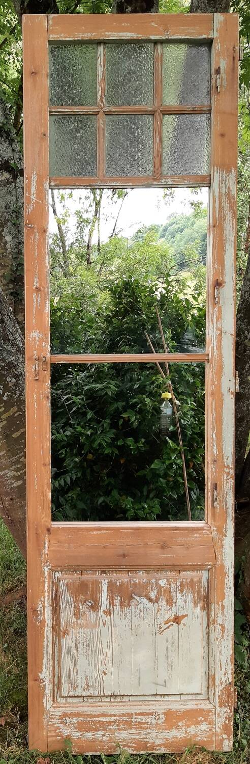 Mirror (Modernist Door, Barcelona)