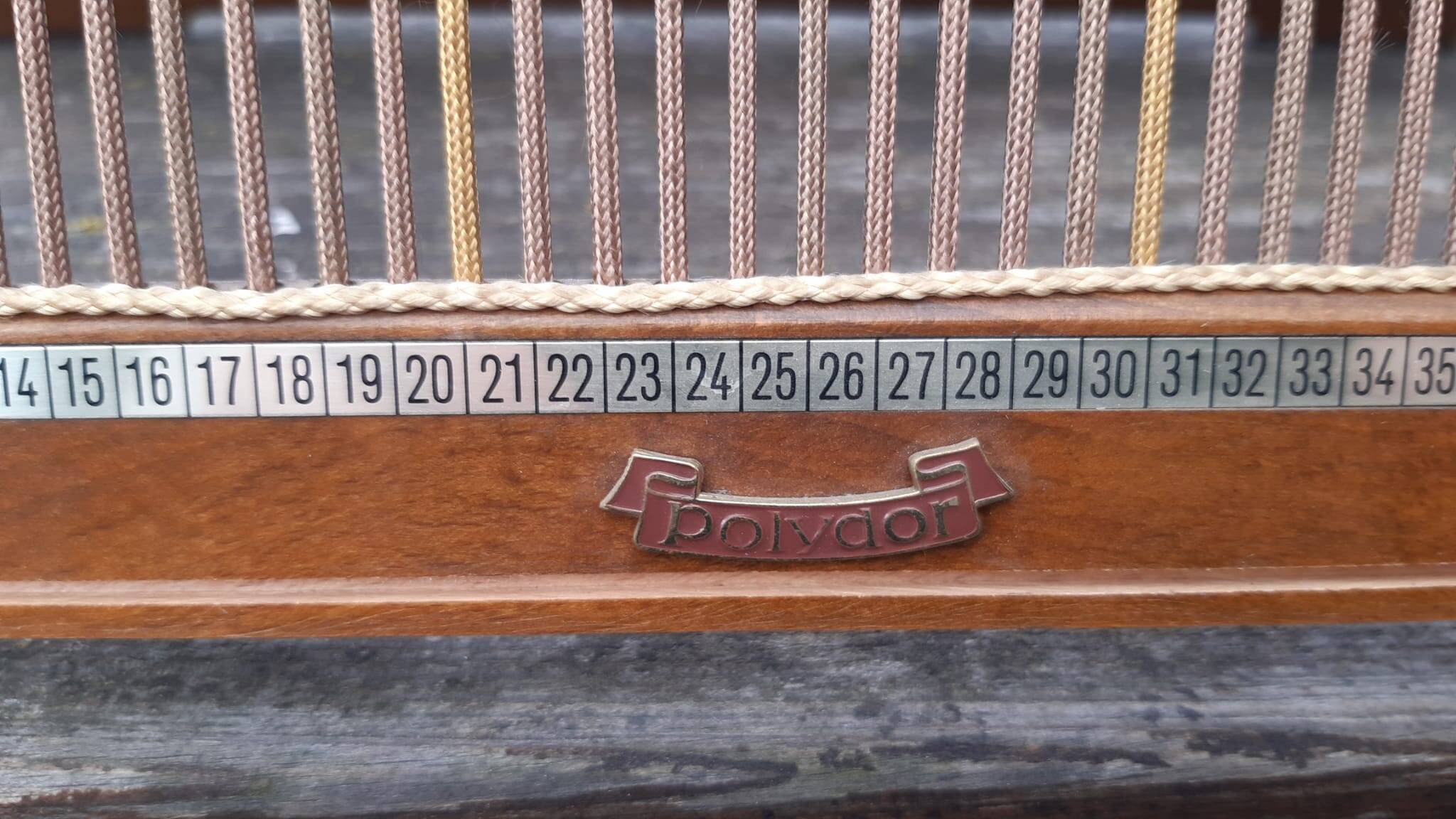 Polydor brand vinyl holder