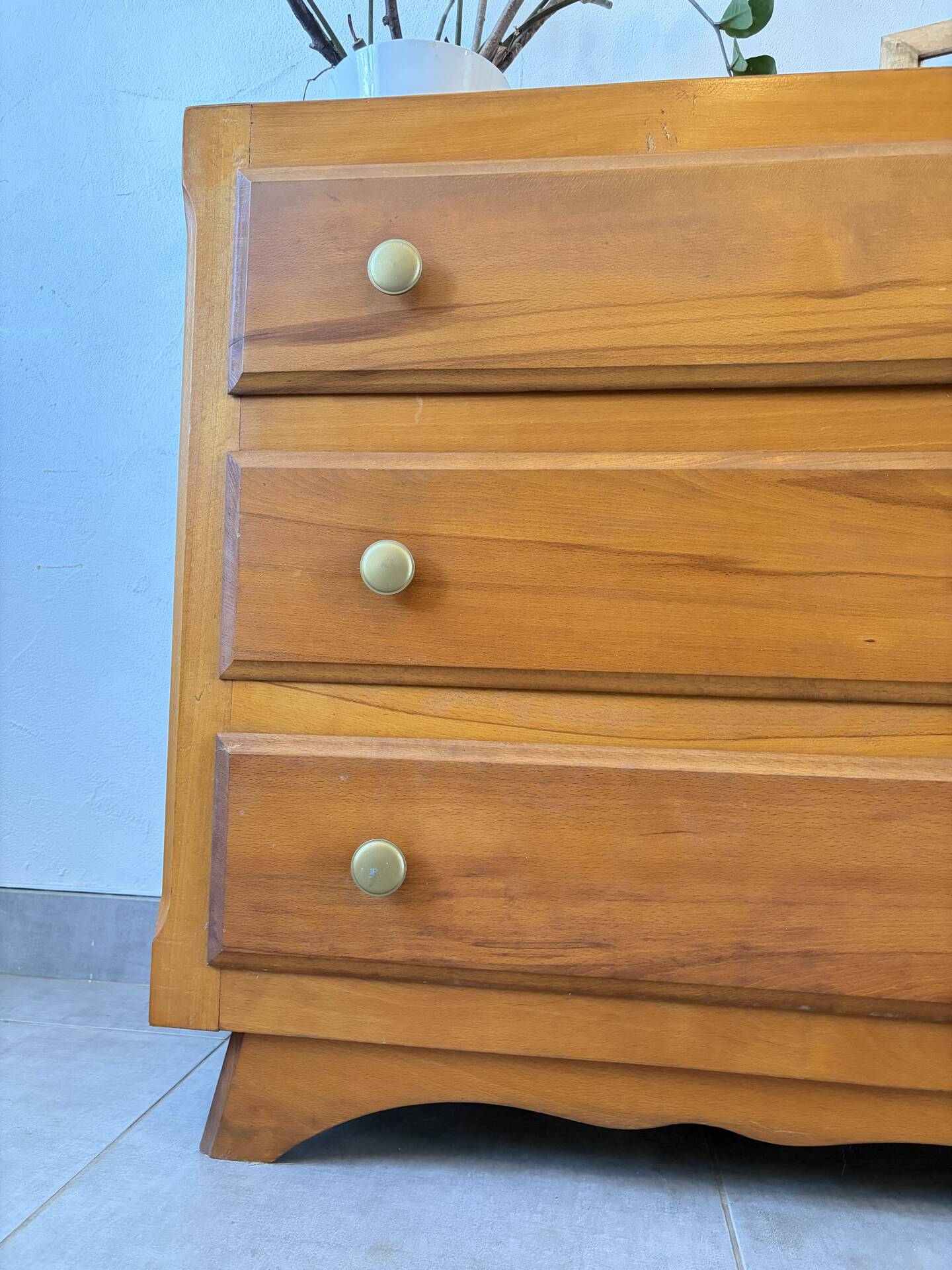 Vintage oak chest of drawers