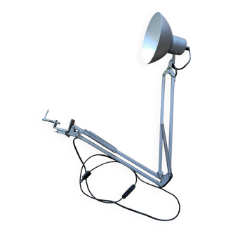 Workshop lamp