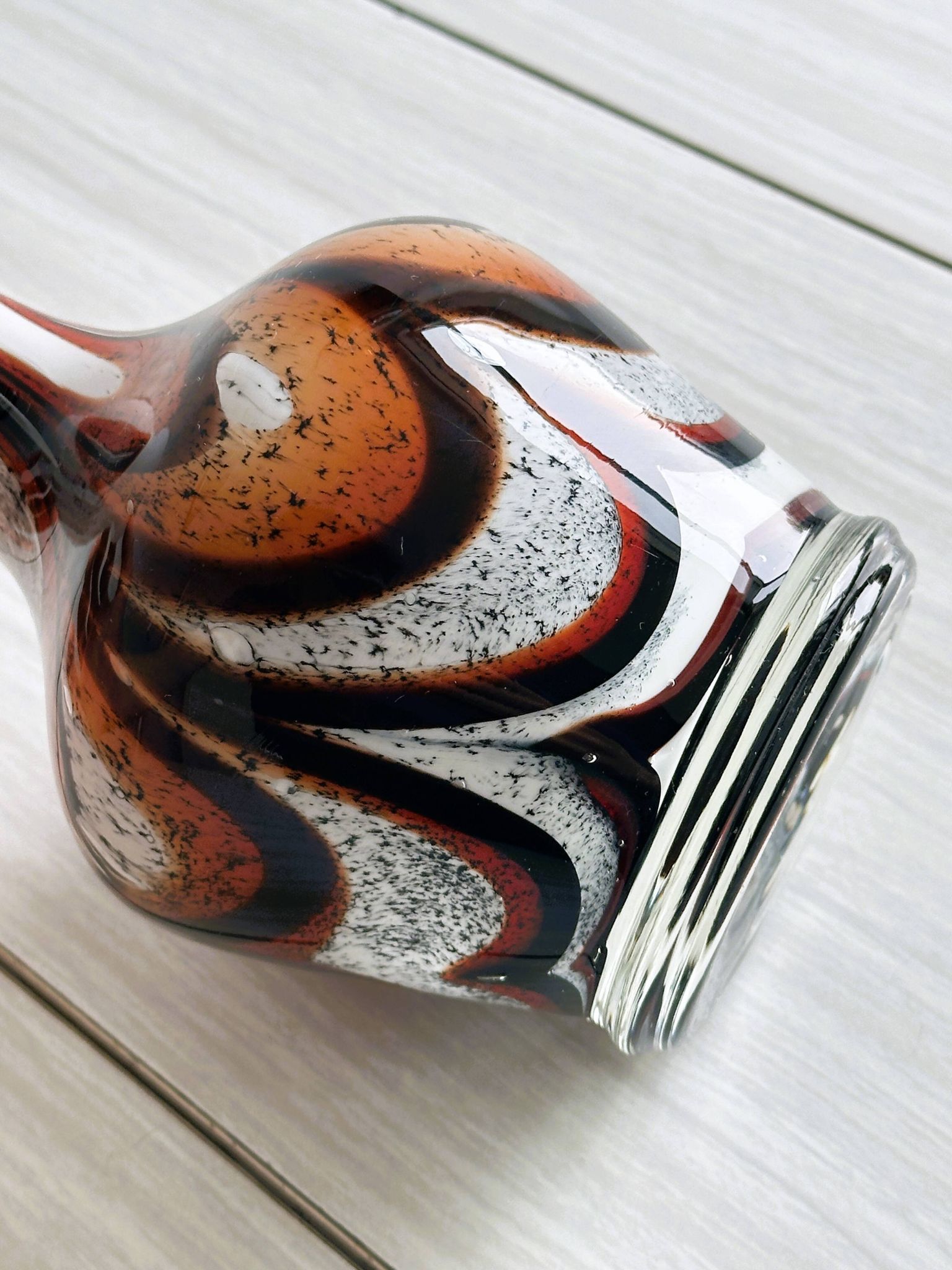 Vase en verre Opaline.