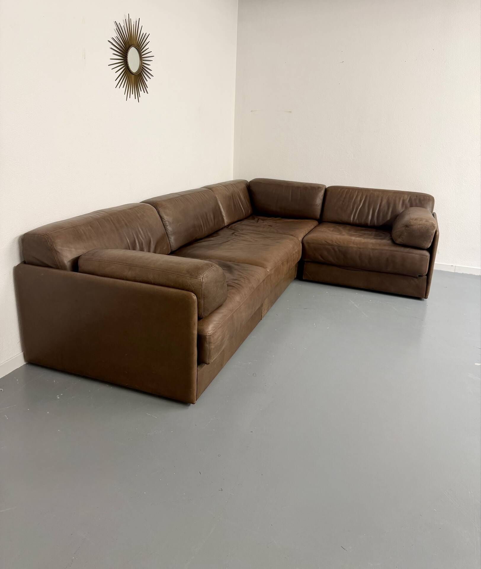 Modular corner sofa DS-76 in brown leather, designed by De Sede, 1980s.