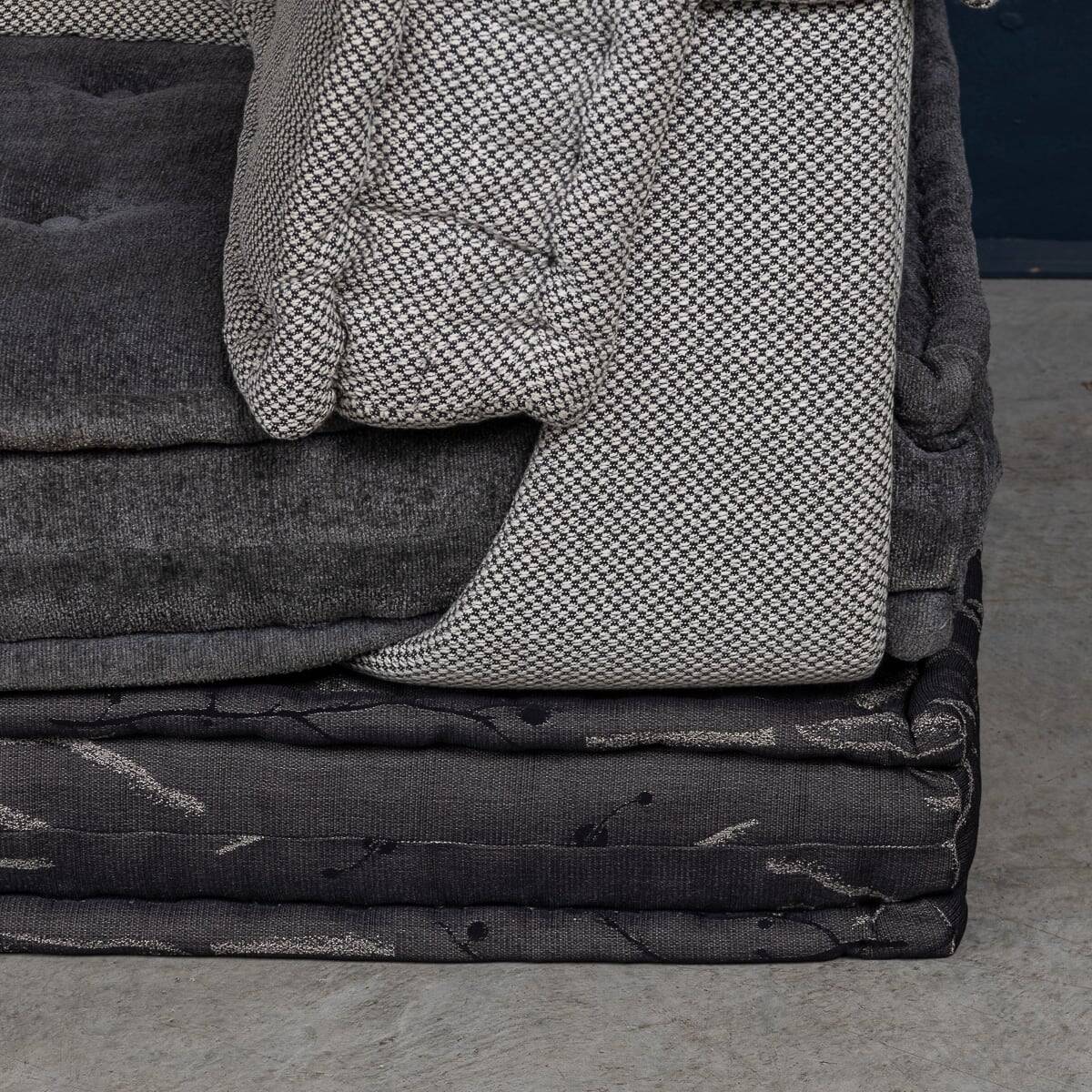 Canapé sectionnel mah jong du 21e siècle, hans hopfer pour roche bobois, france c2000