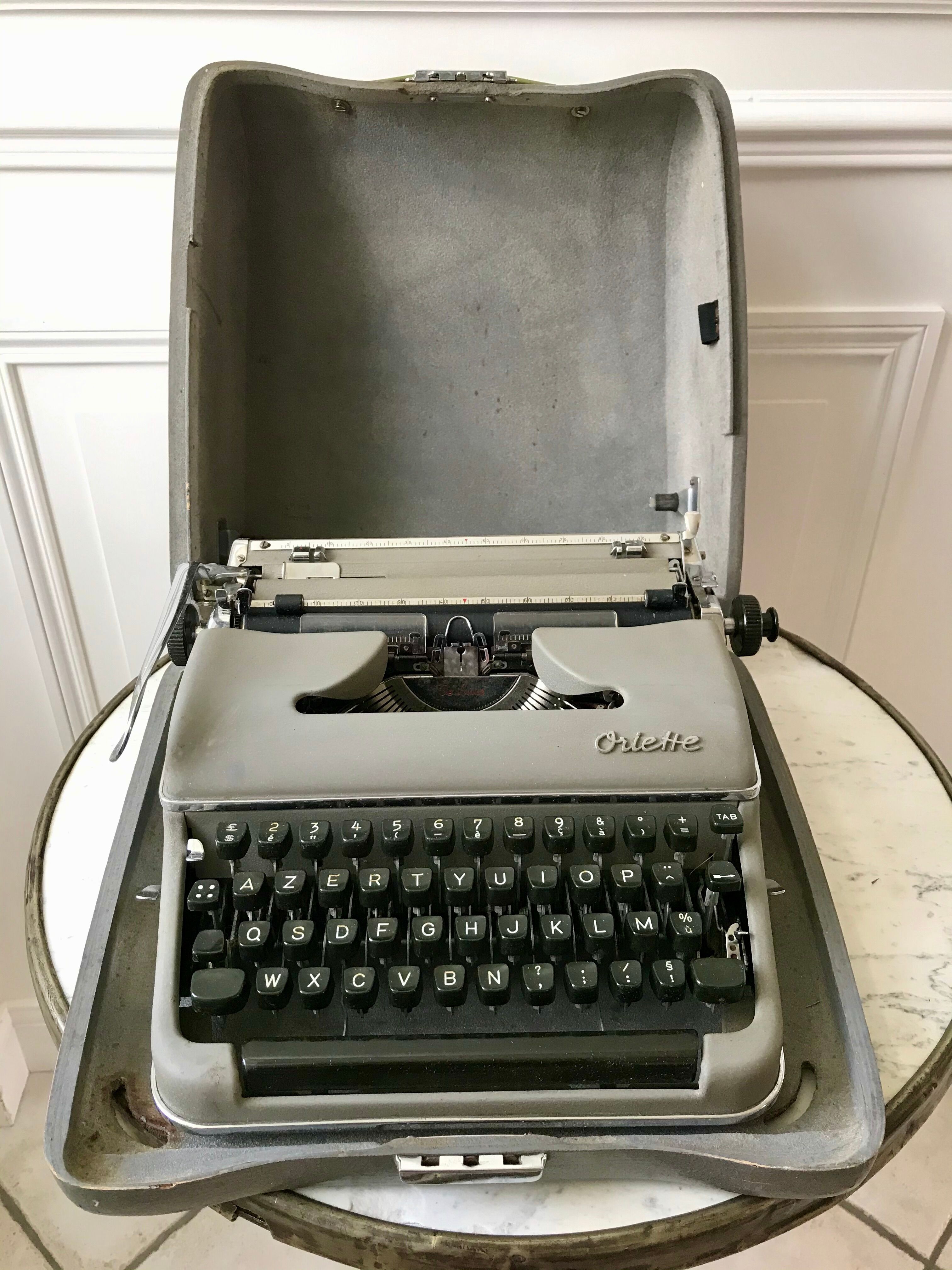 large typewriter Olympia model Oriette years 60-70