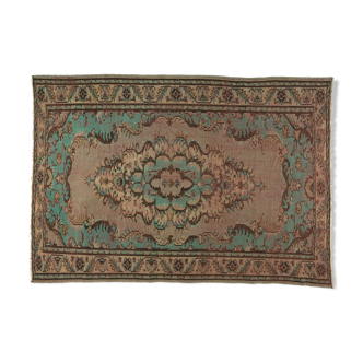 Anatolian handmade rug 270 x 190 cm