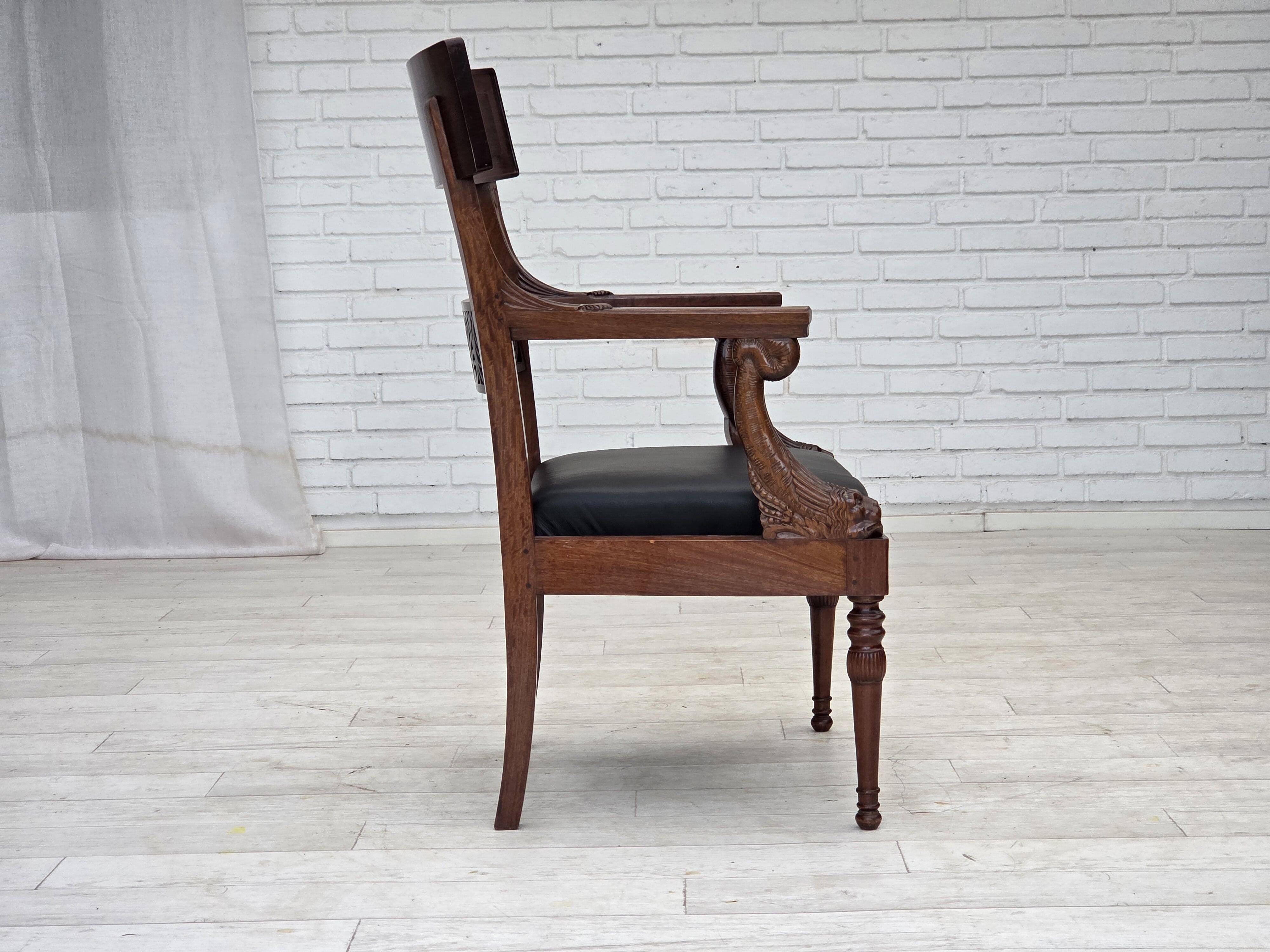 1920-30s, set of 2 armchairs, design after Georges Jacob, carved teak wood.
