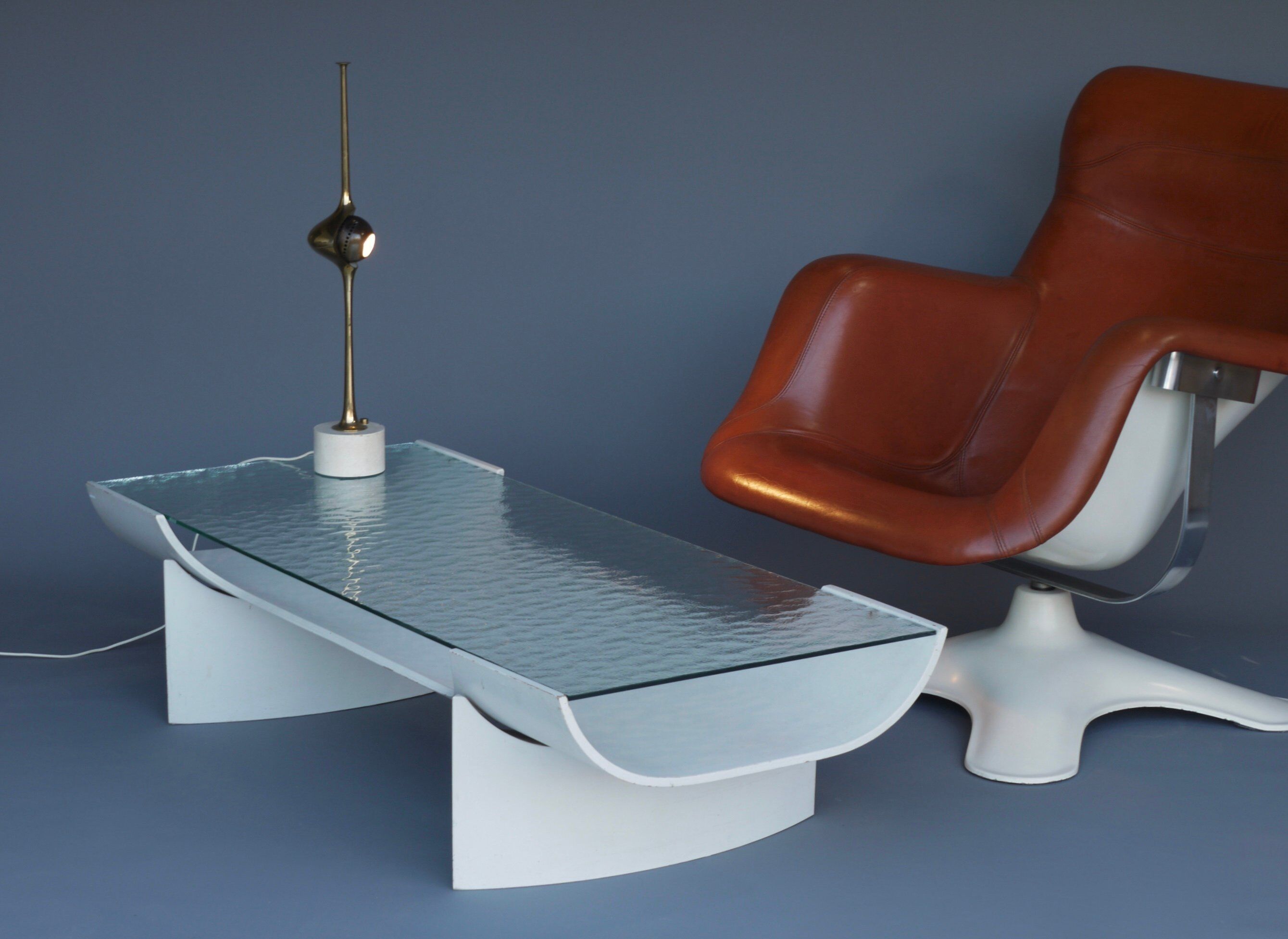 Table basse en contreplaqué et verre années 1960