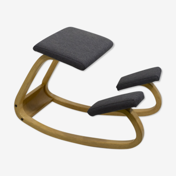 Variable Balans ergonomic chair, active seat, by Peter Opsvik, Denmark, 1976
