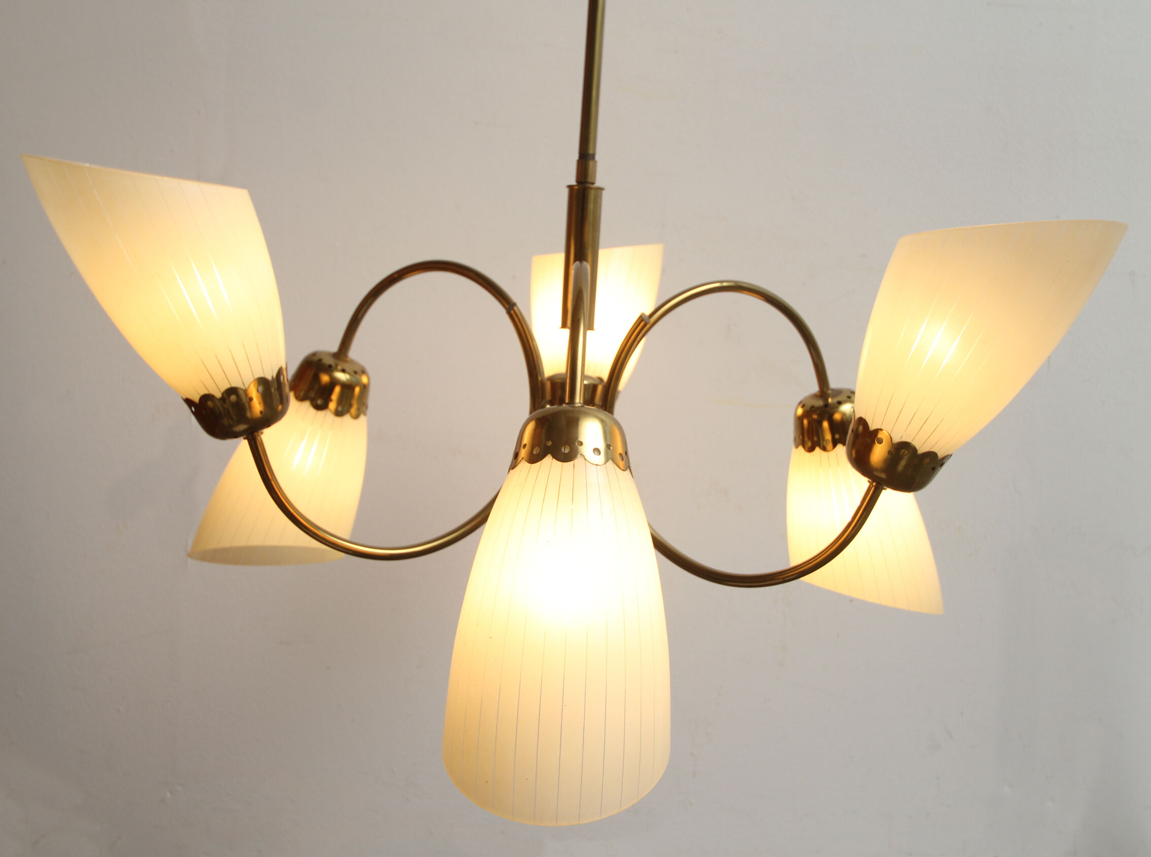 1950s chandelier in brass and glass
