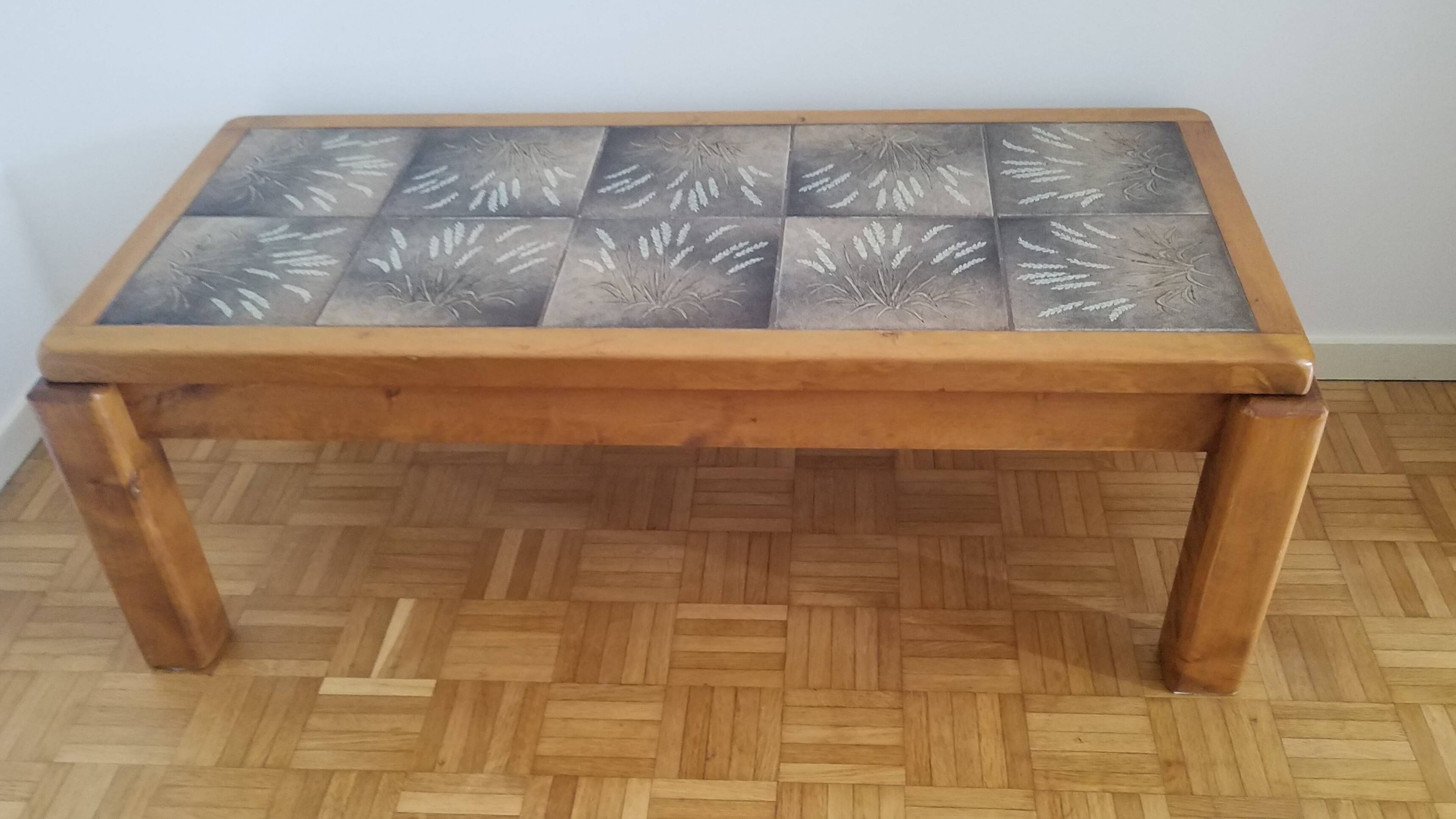 Table basse en céramique