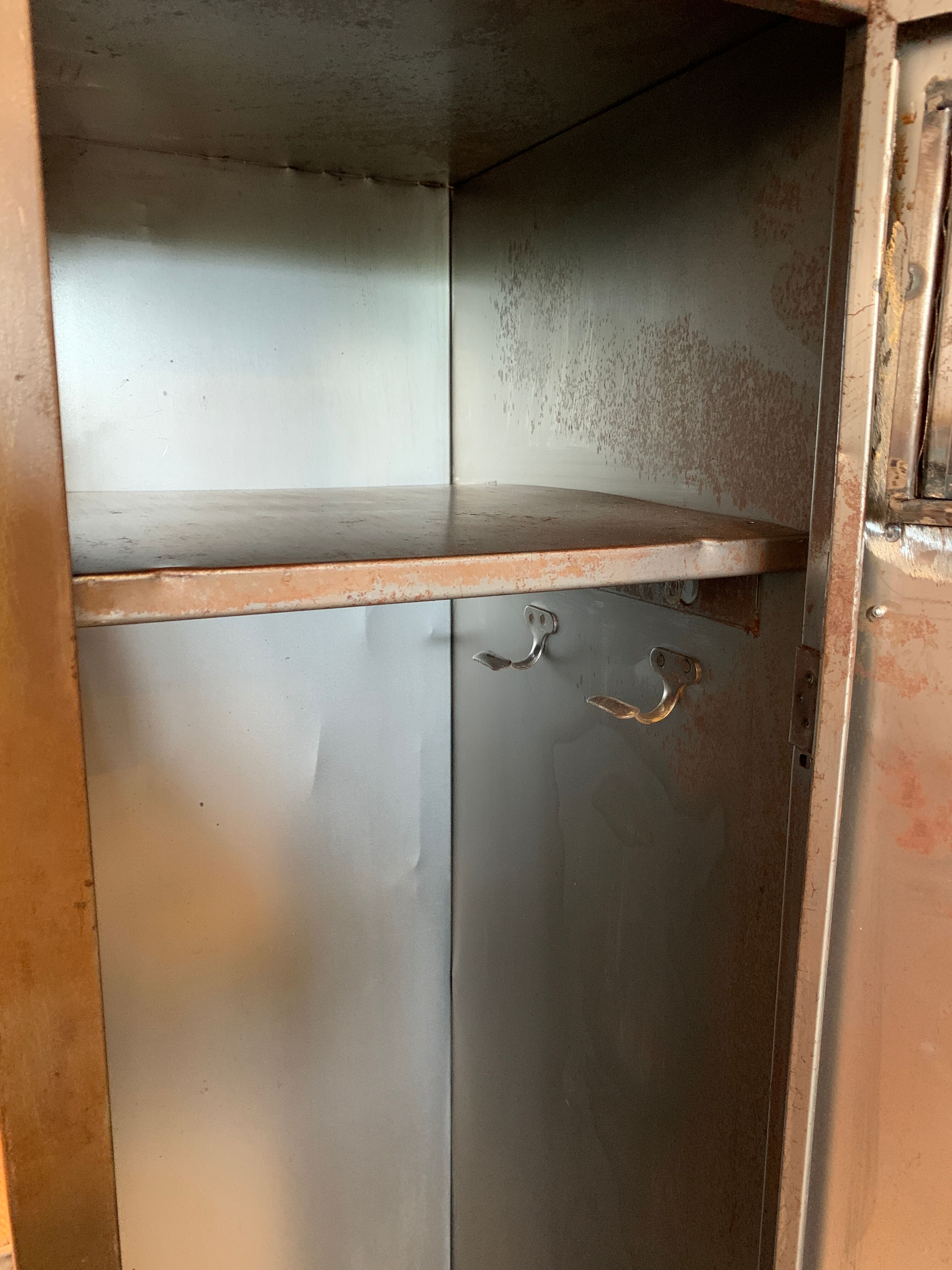 Former 2-door locker cabinet