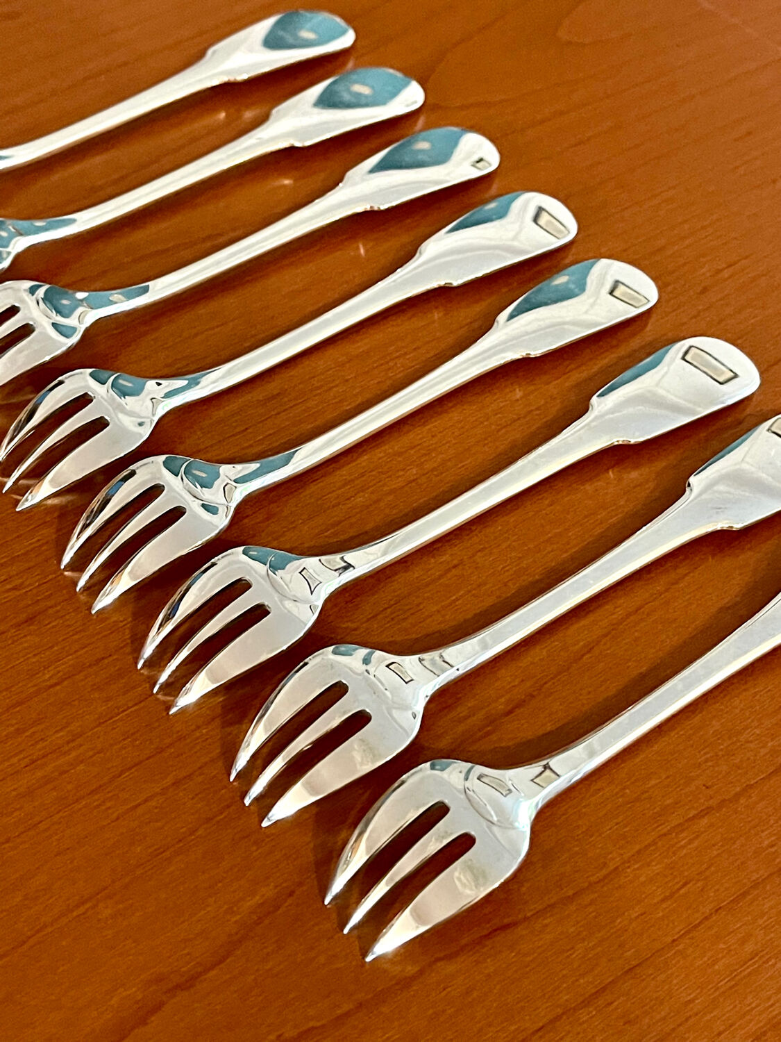 Christofle Cluny 12 oyster and shellfish forks