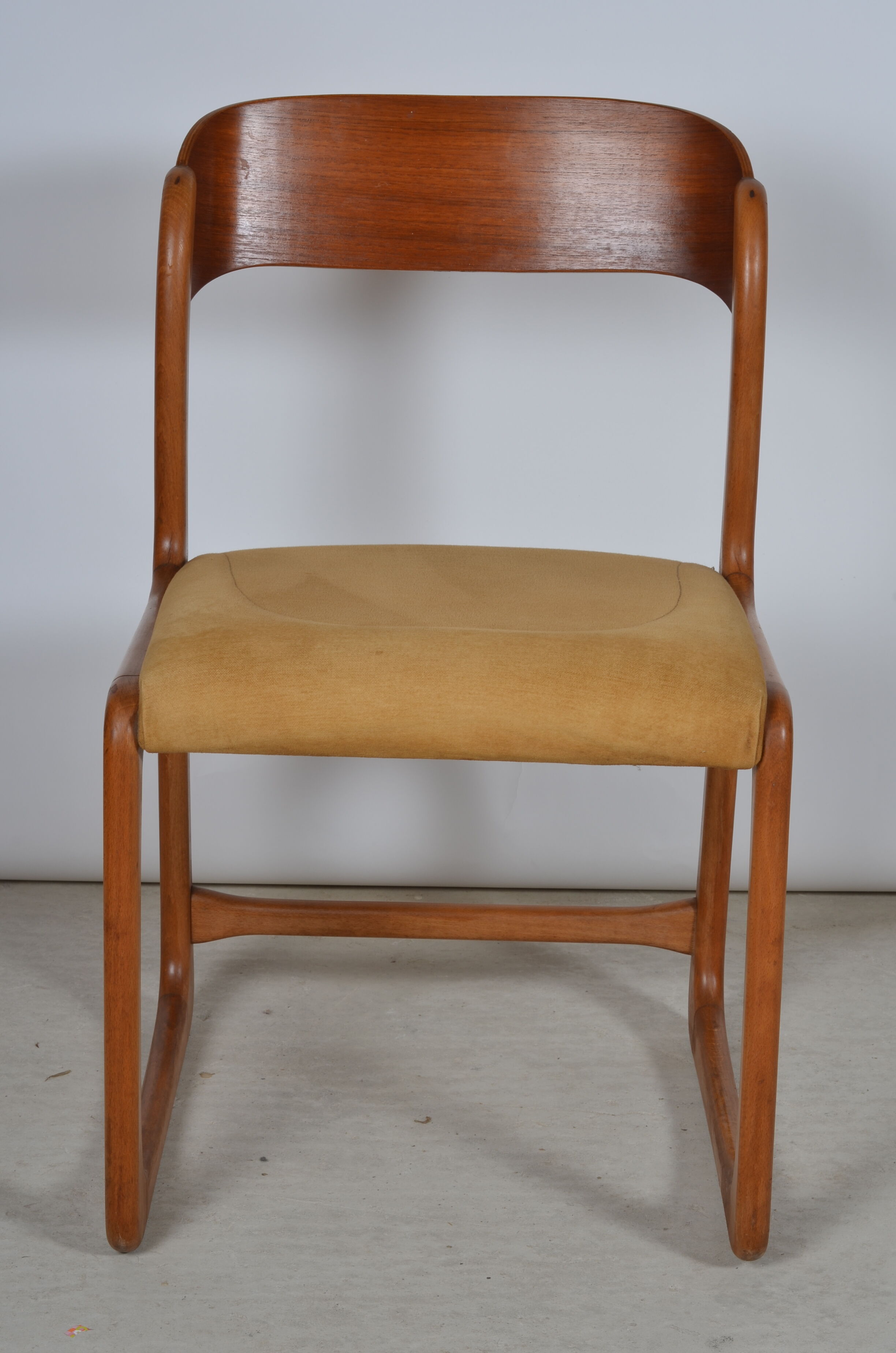Chair drag Baumann