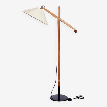 Le Klint floor lamp by Vilhelm Wohlert model 325