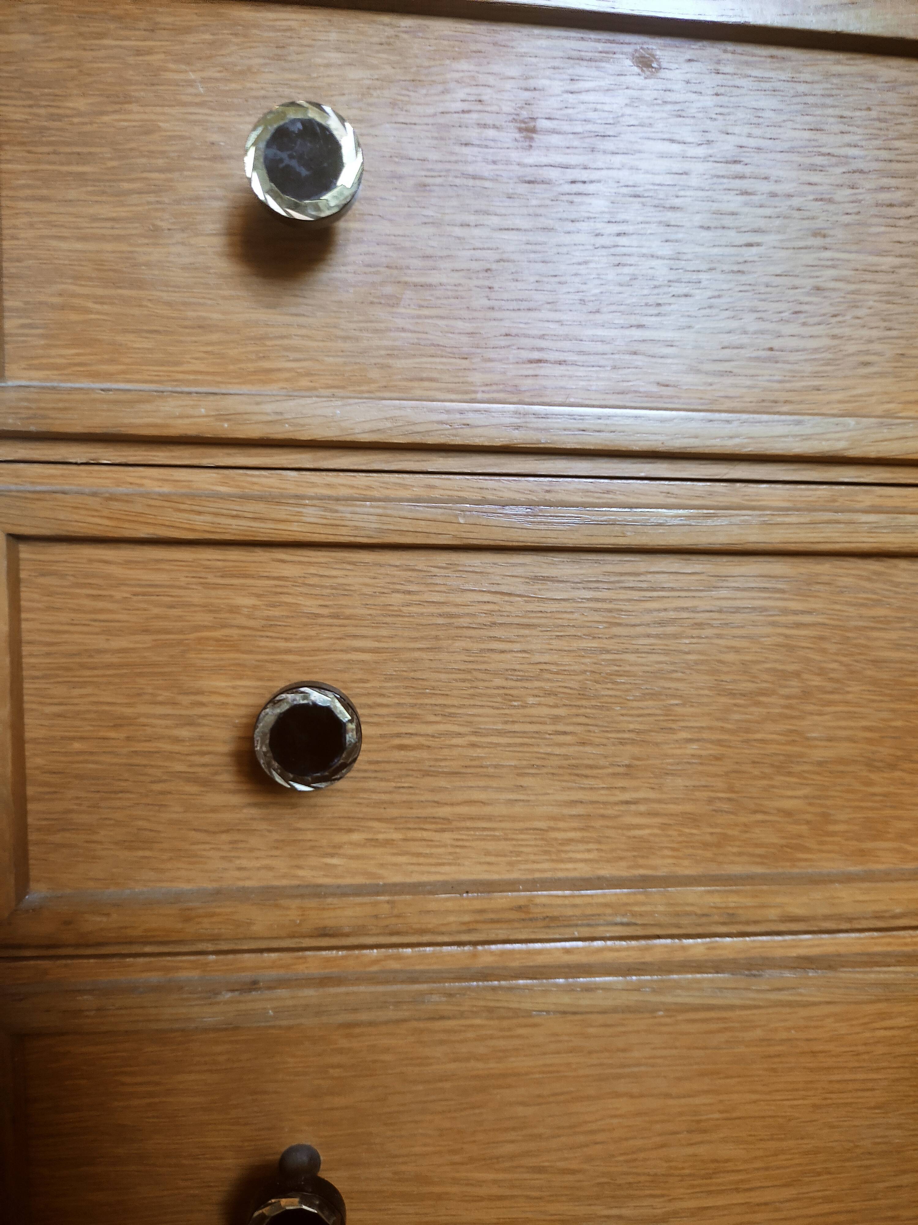 Bedside 3 drawers in light wood