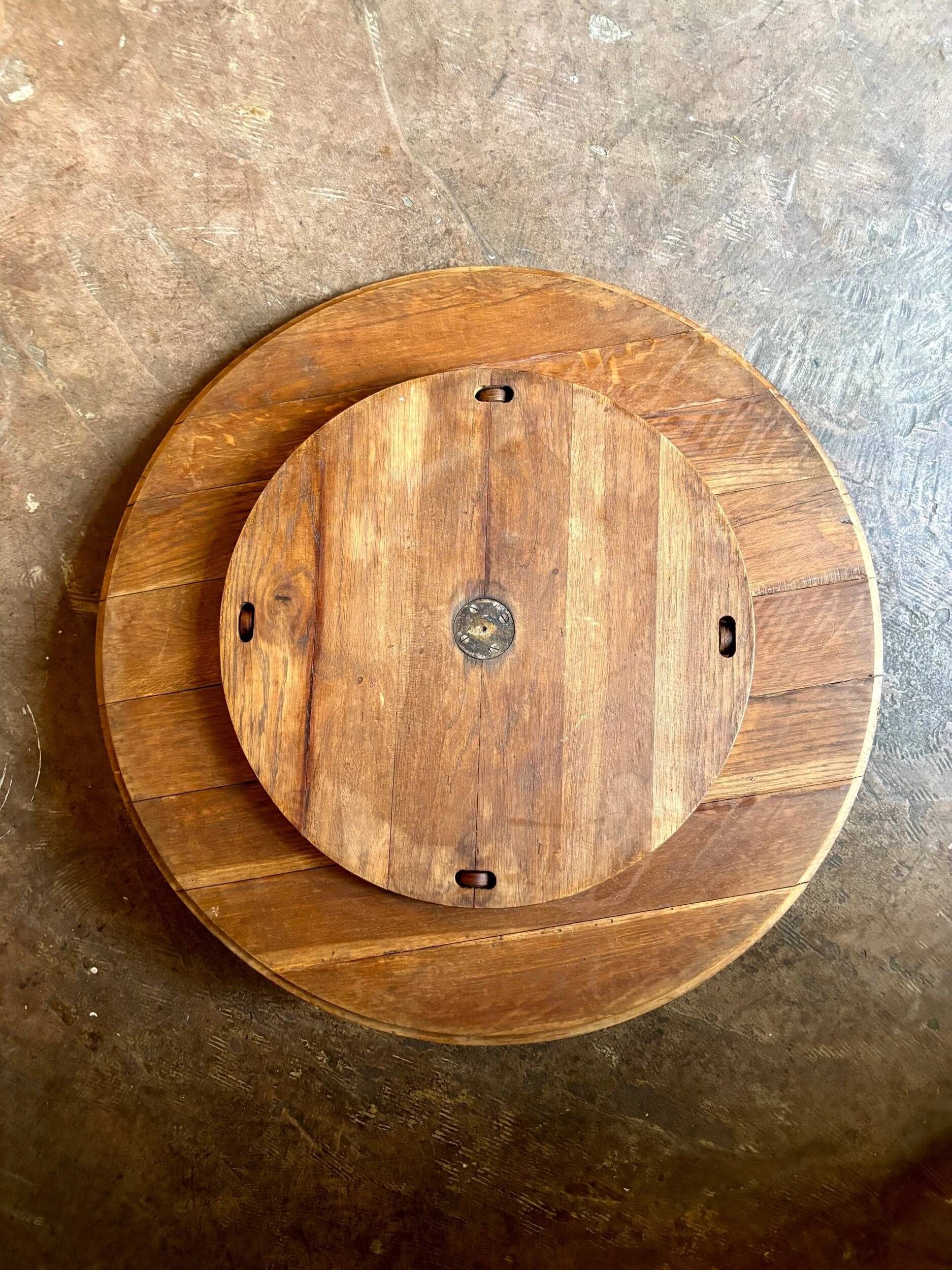 Cheese platter, rotating centrepiece in solid wood ⌀ 78 cm