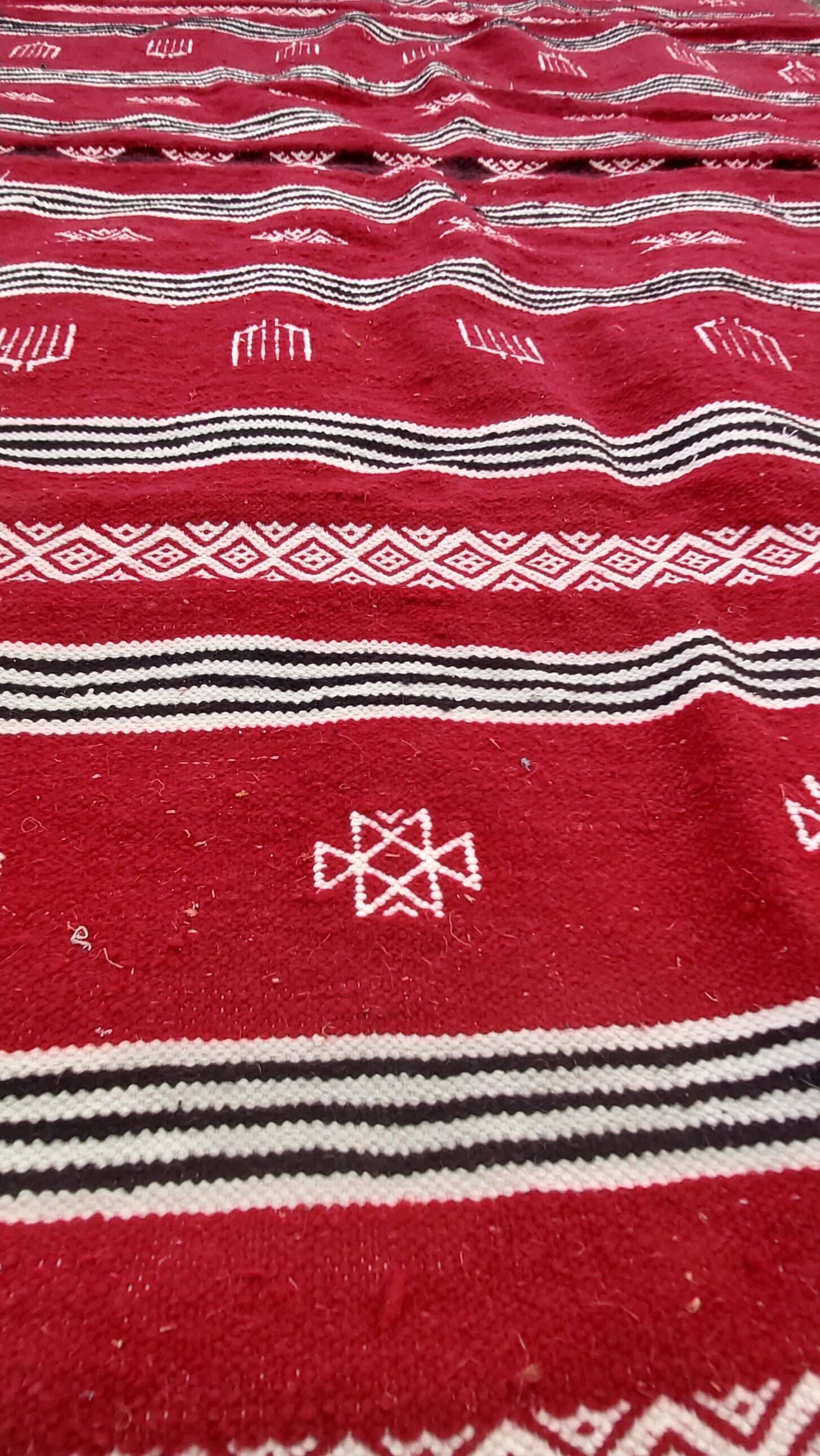 Traditional Berber handmade kilim rug in pure wool 200-110cm