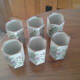 Teapot service and 6 cups