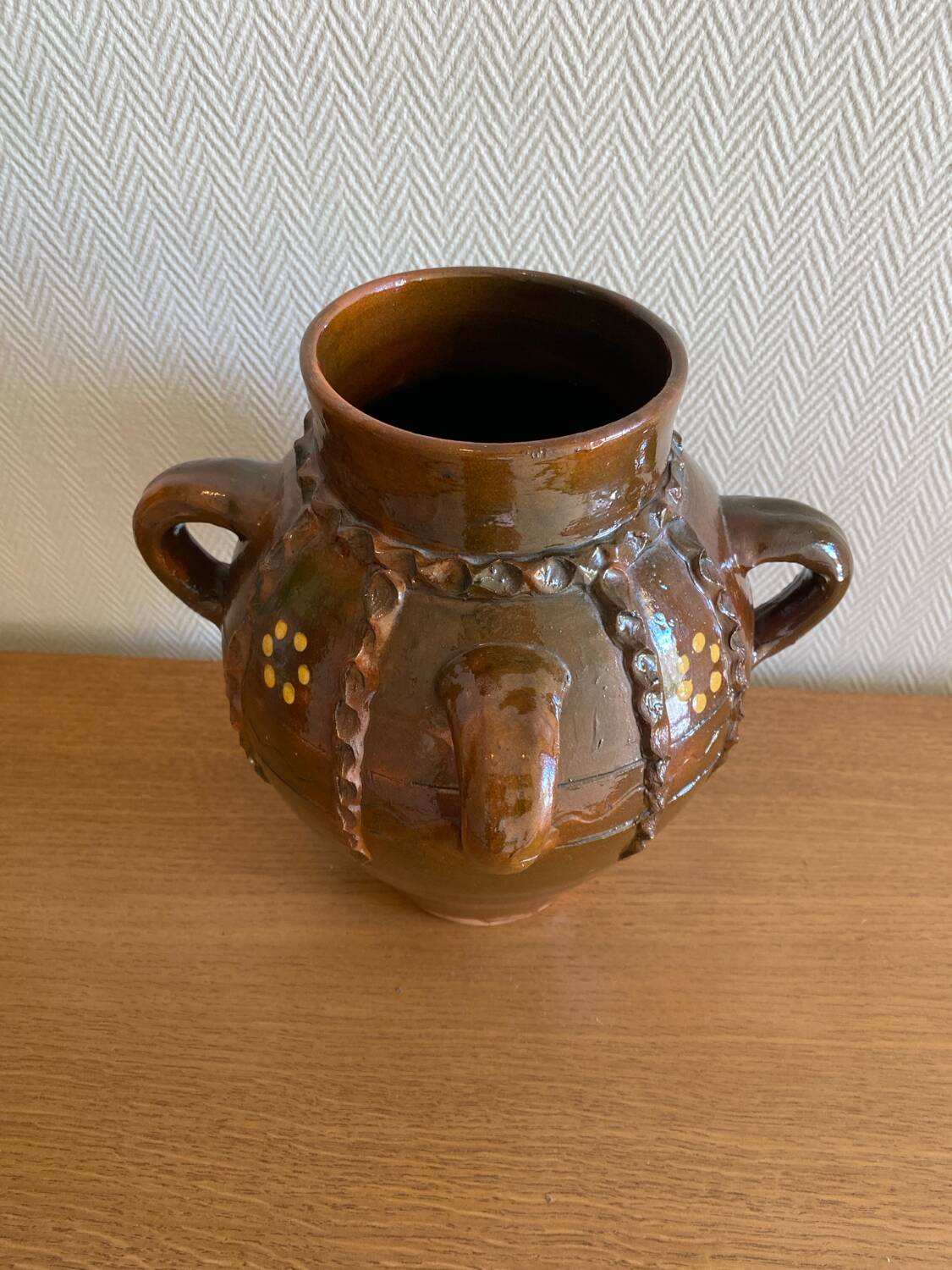 David Echevarría handcrafted jar