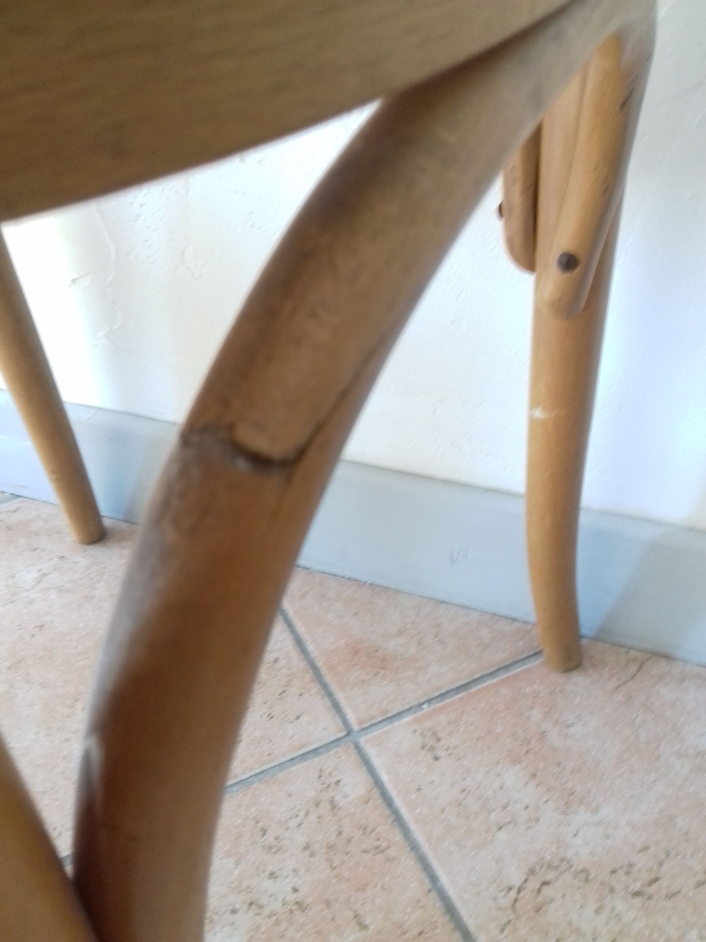 4 steaks bistrot Thonet