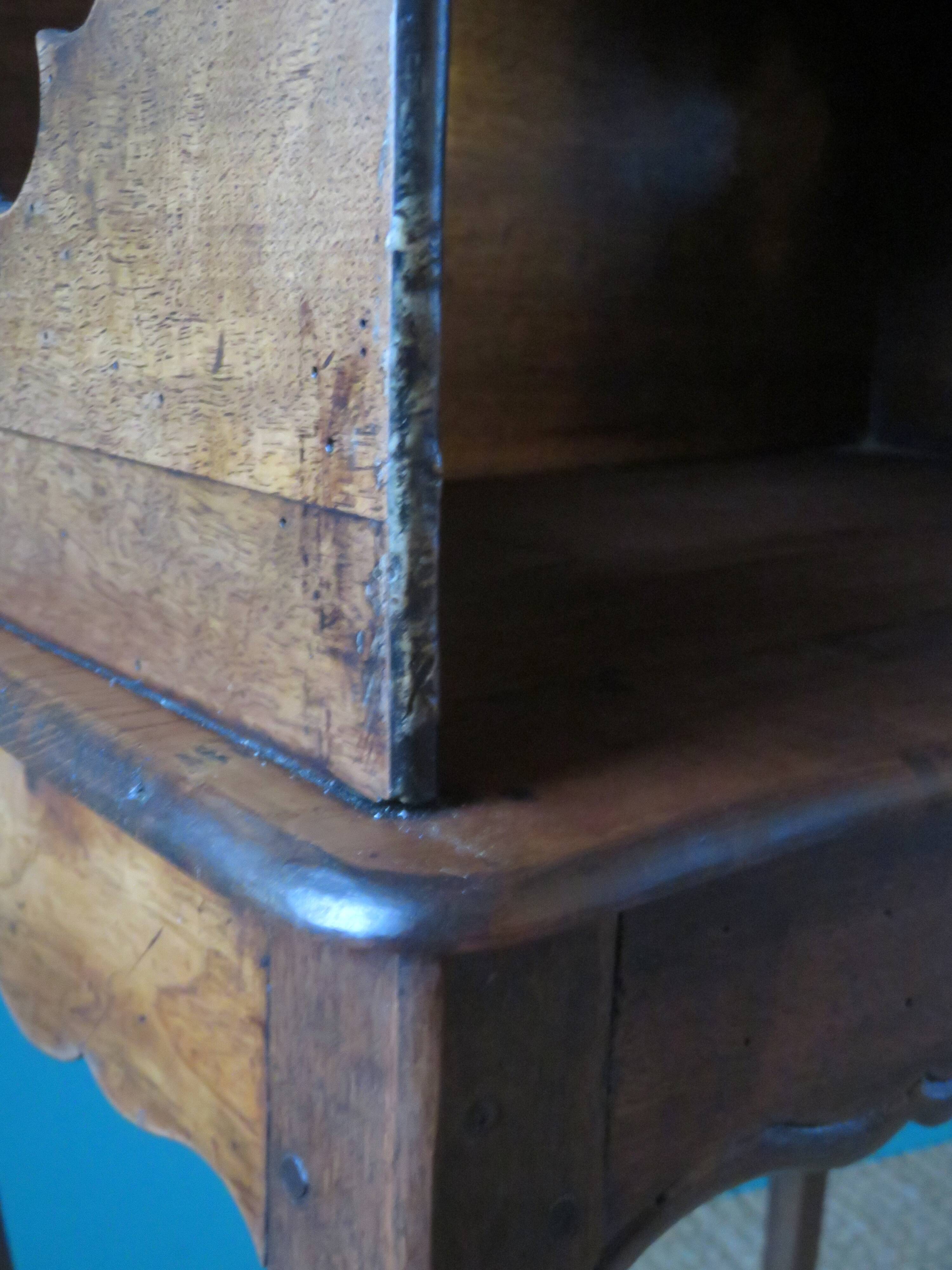 Hazelnut dressing table in the Louis XV style. Late 19th century France, rustic construction.