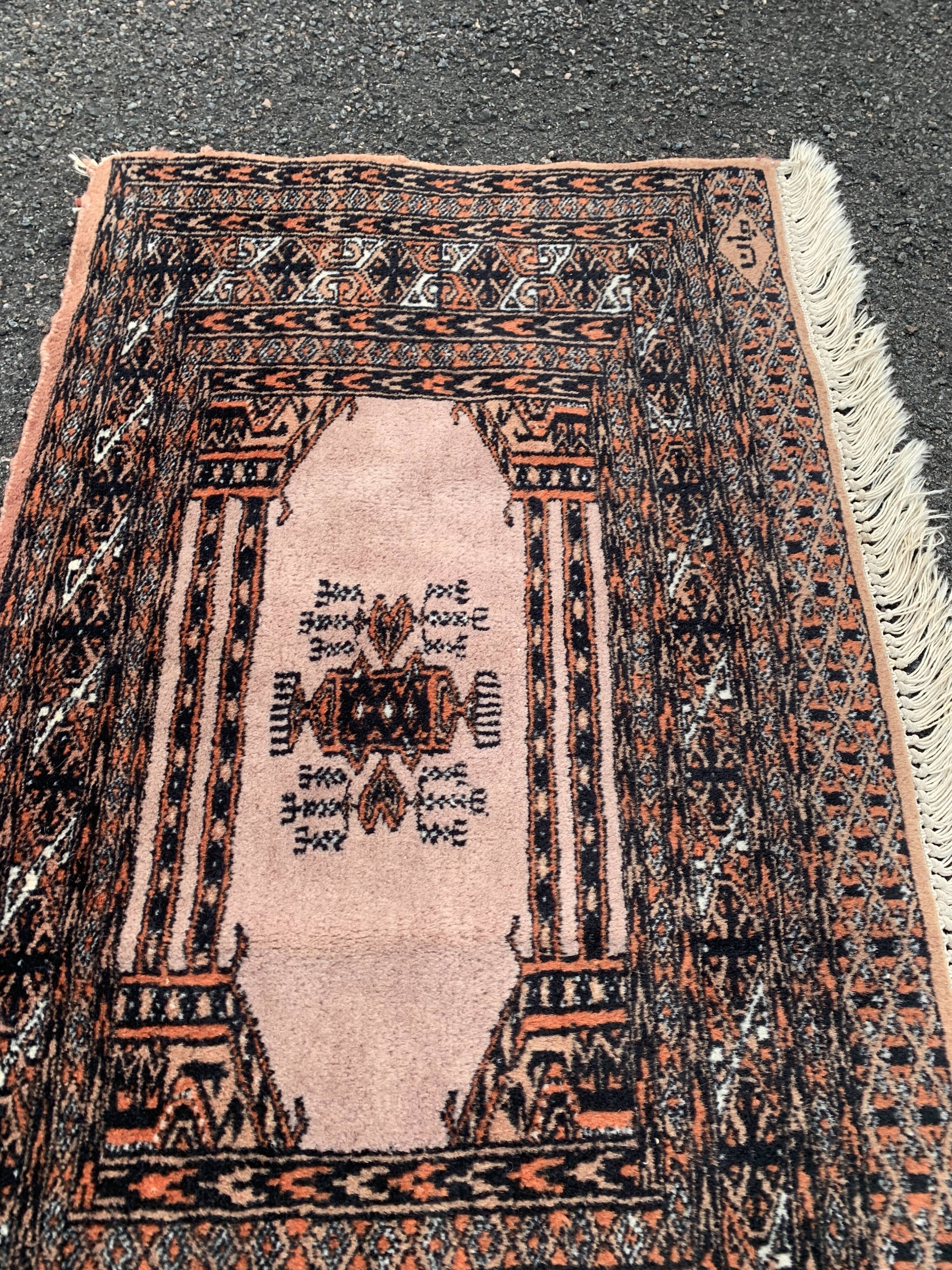 Handmade Pakistani Rug 93 x 53 cm