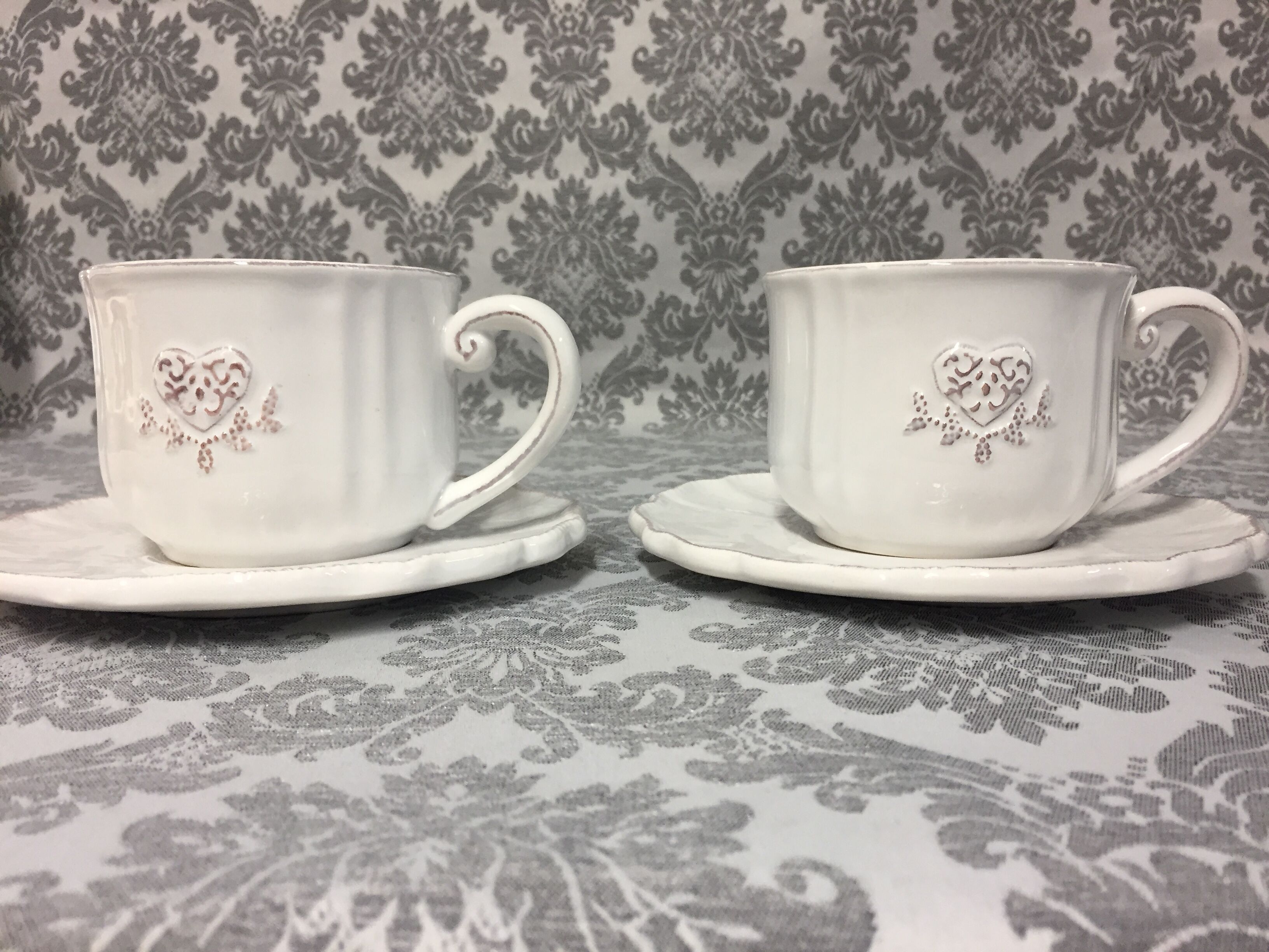 Fine earthenware set head-to-head cups heart tray