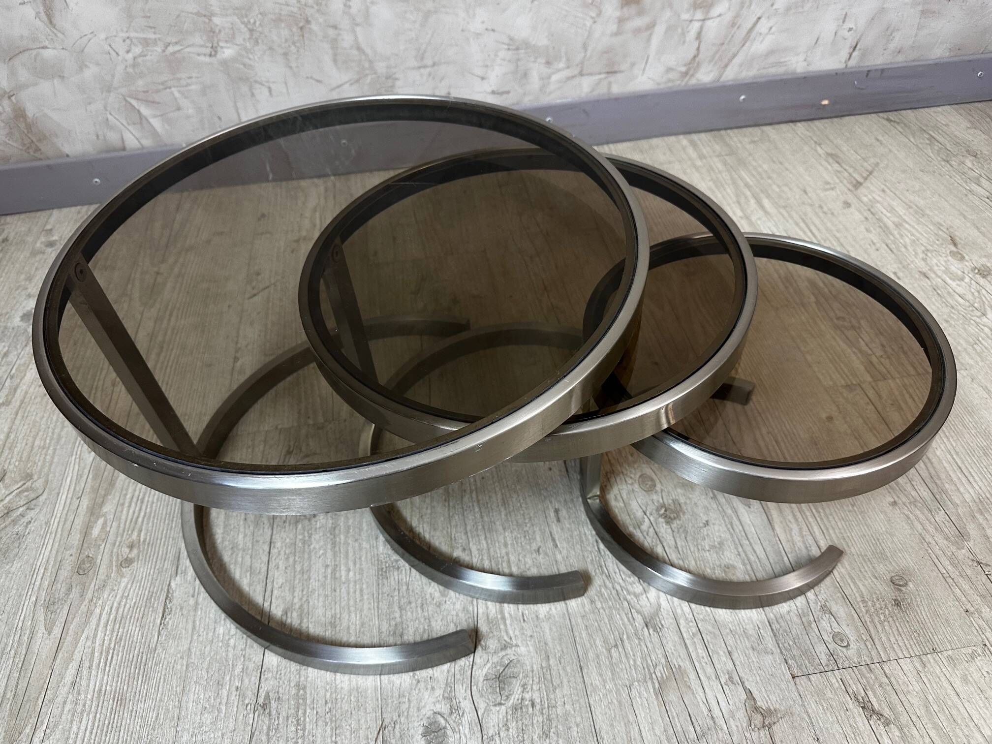 Vintage nesting tables