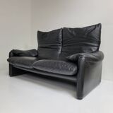 Maralunga sofa by Vico Magistretti for Cassina