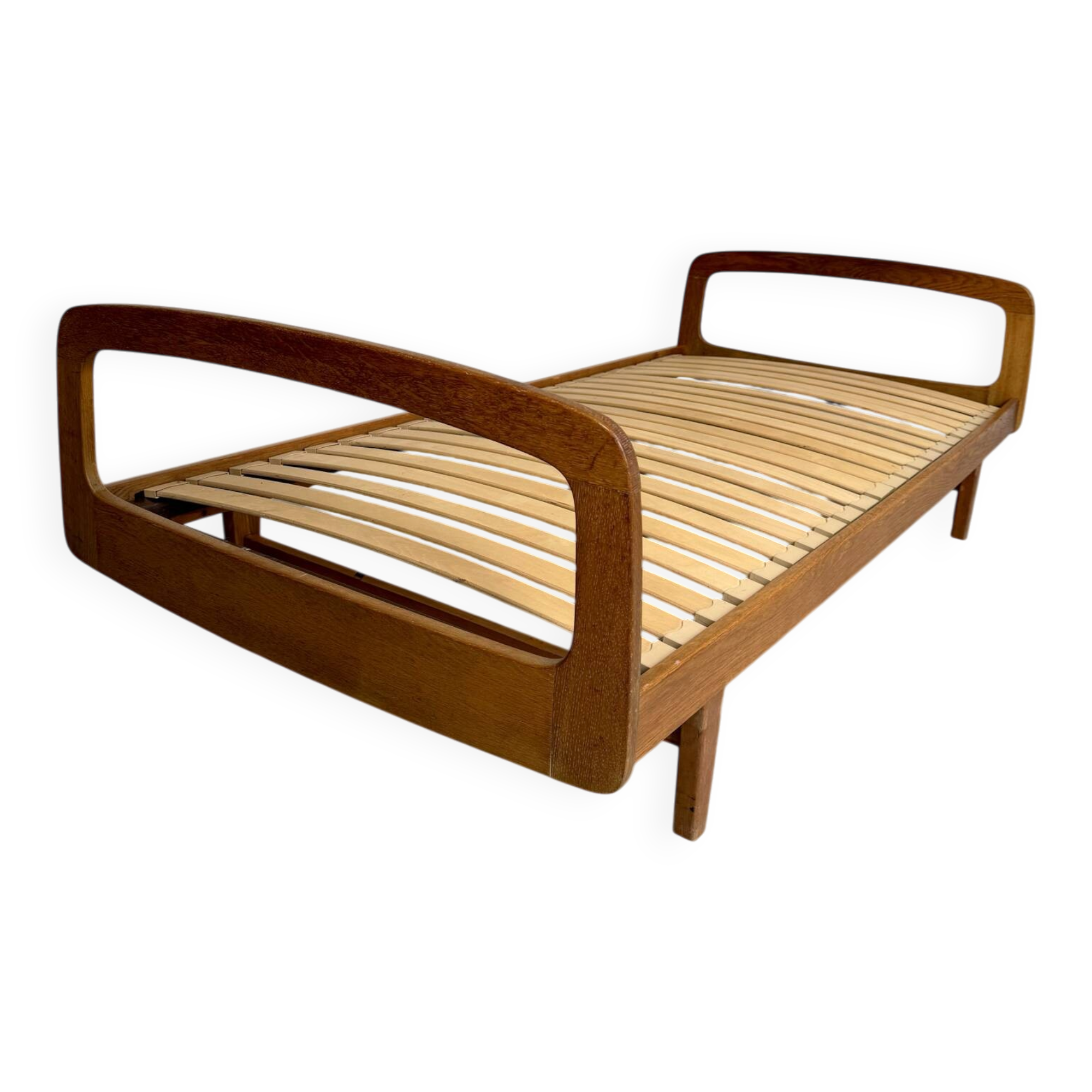 Ancien Lit daybed design Jacques Hauville pour BEMA 1950
