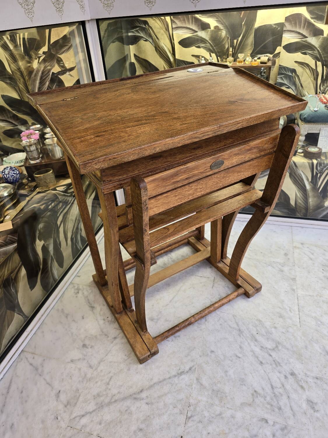 Children's desk